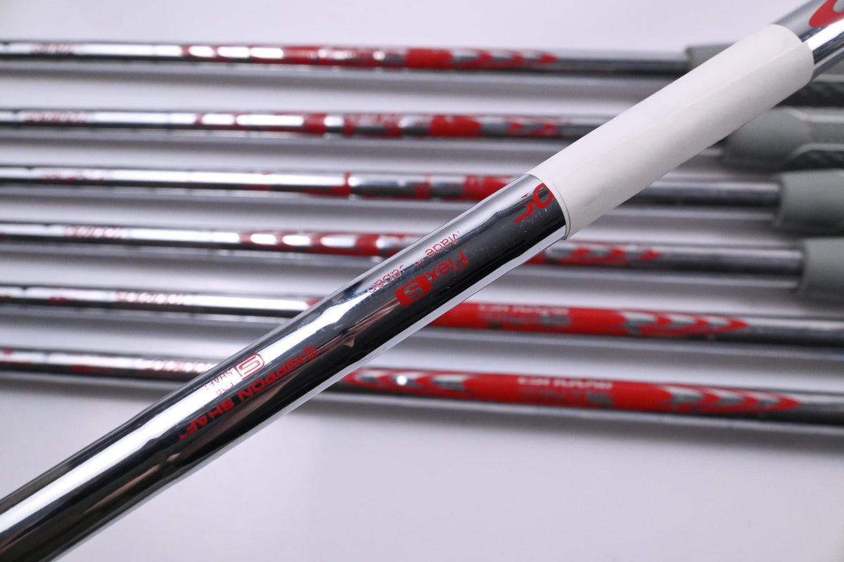 Ping G410 Irons / 4-PW / Green Dot / Stiff Flex N.S.PRO Modus 3 Tour 105 Shafts