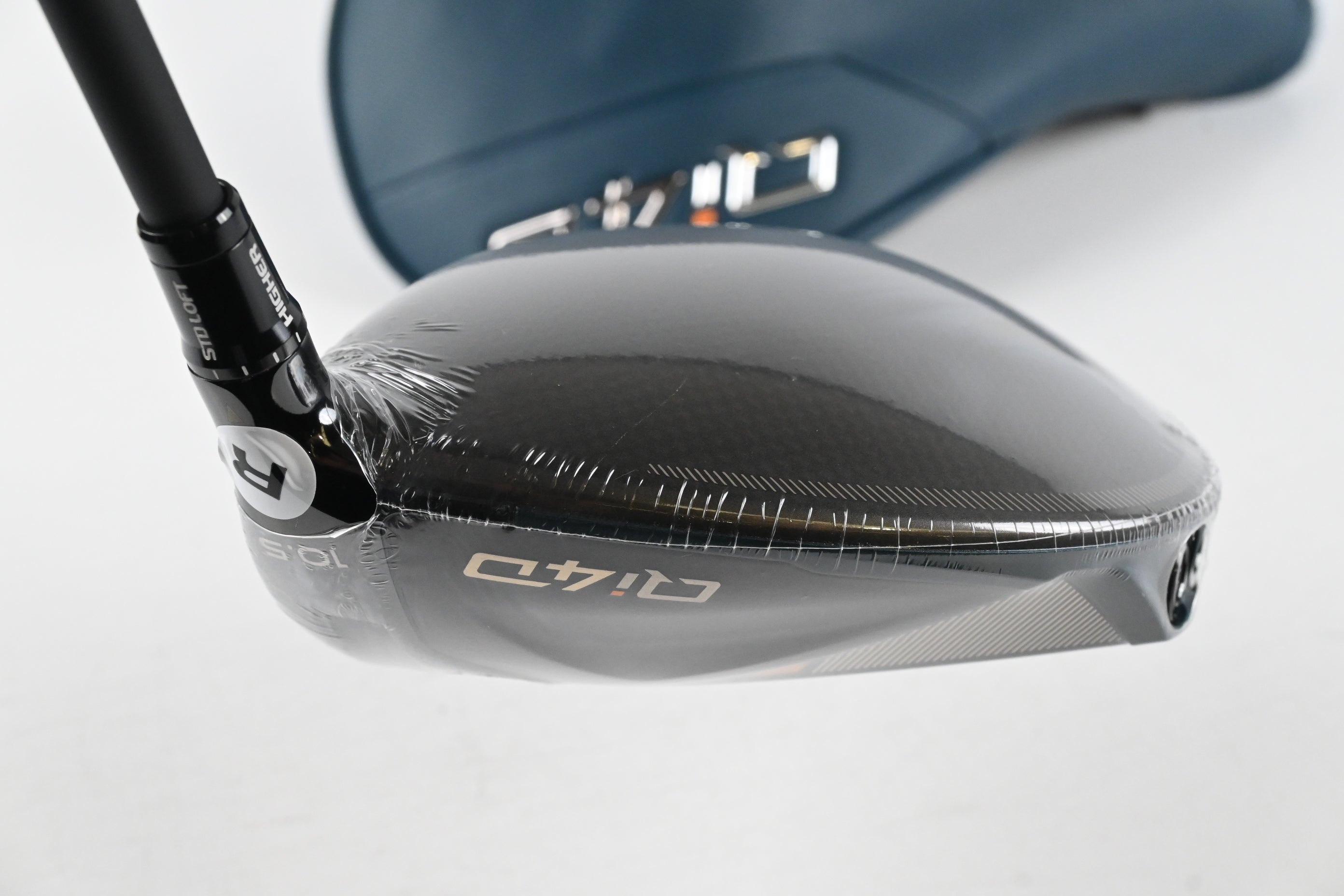 Taylormade Qi4D Driver / 10.5 Degree / Regular Flex Reax Blue 50 Shaft