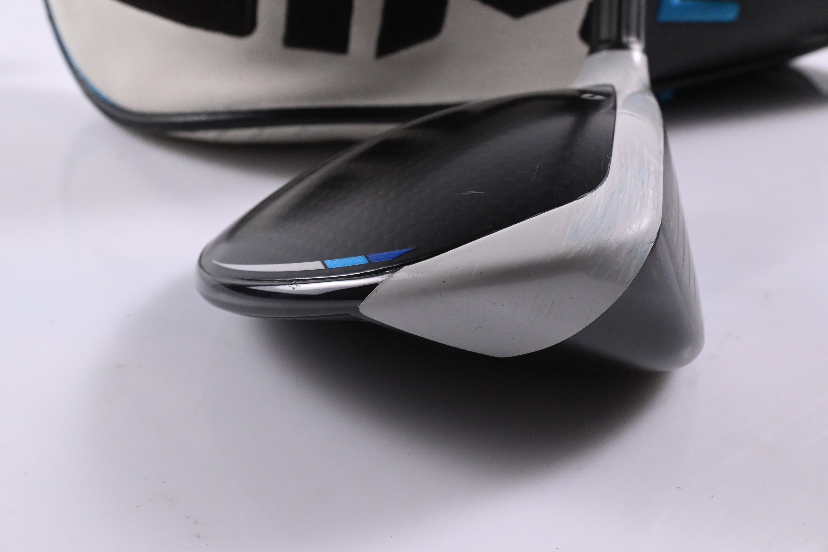 Taylormade SIM2 Max #3 Wood / 15 Degree / Regular Flex HZRDUS Red CB 60 Shaft