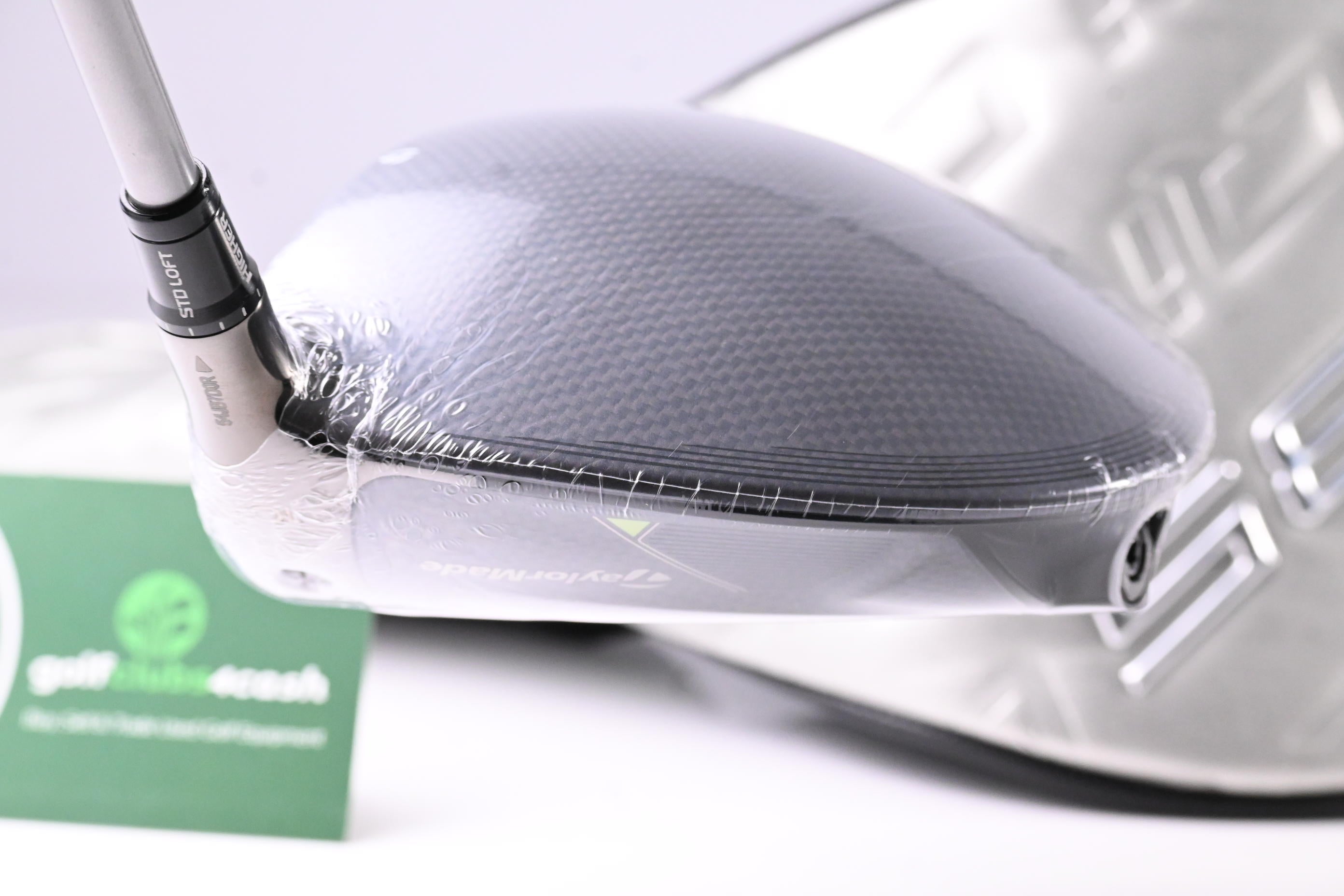 Taylormade Qi35 Driver / 10.5 Degree / Regular Flex Fujikura Speeder NX TCS 50