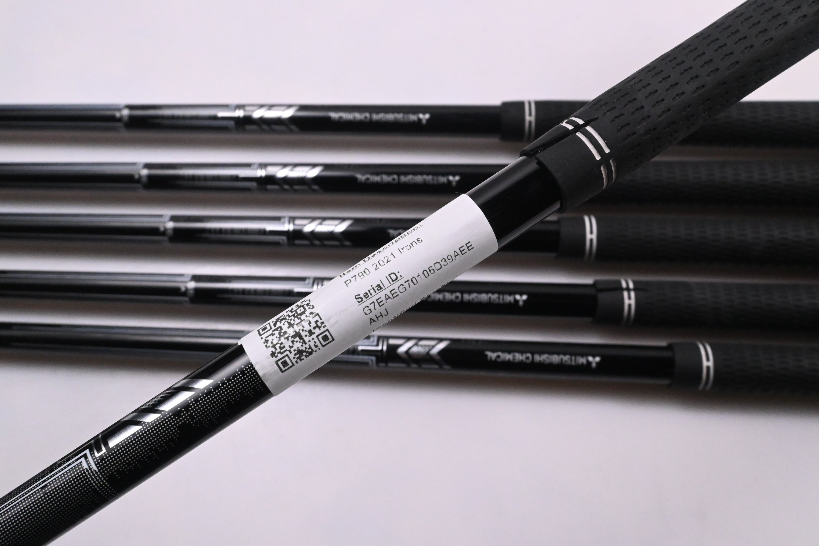 Taylormade P790 2021 Irons / 5-PW / Senior Flex Mitsubishi MMT Black 55 Shafts