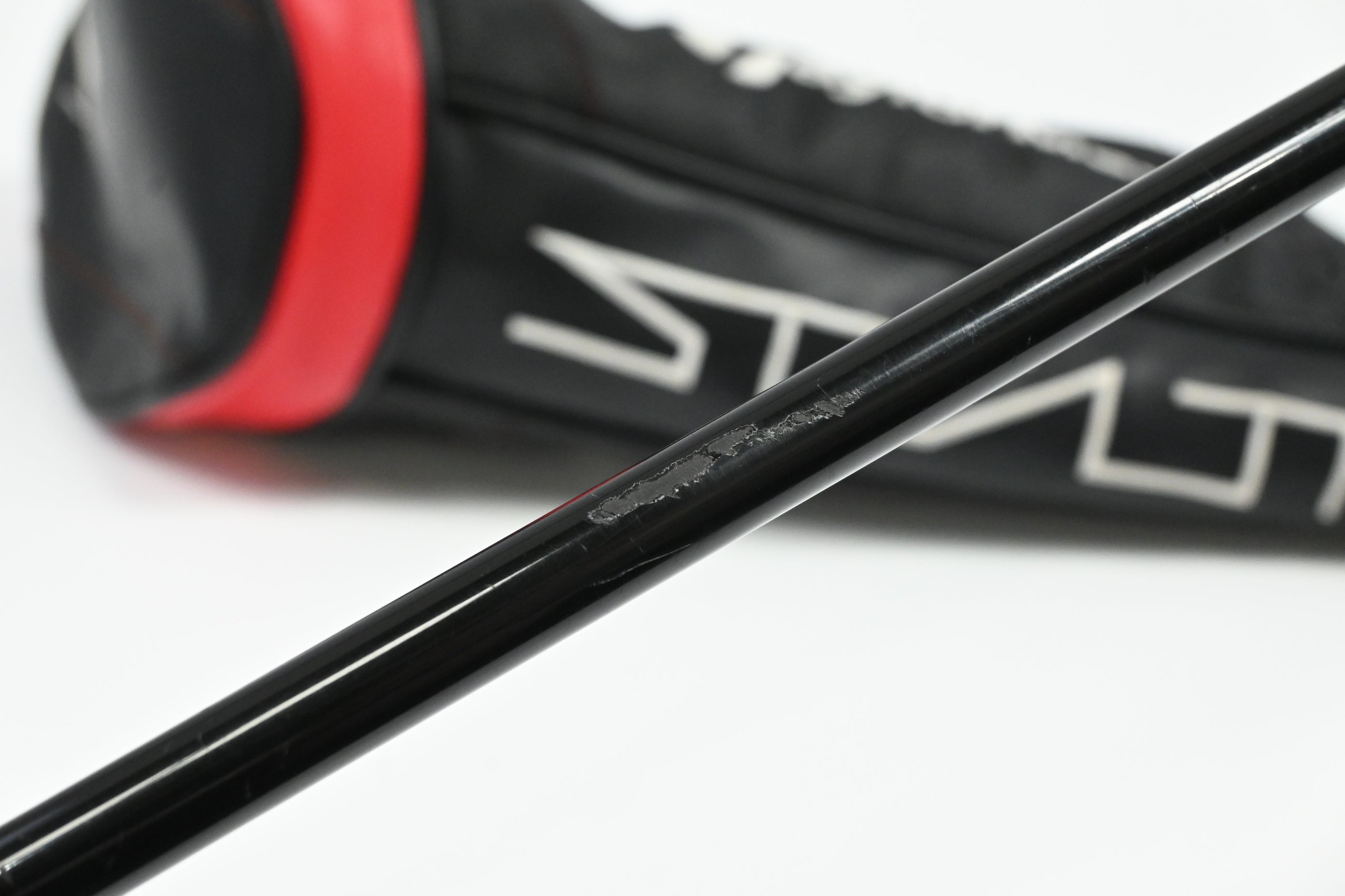 Taylormade Stealth Plus Driver / 9 Degree / Stiff Flex Kai'li White 60 Shaft