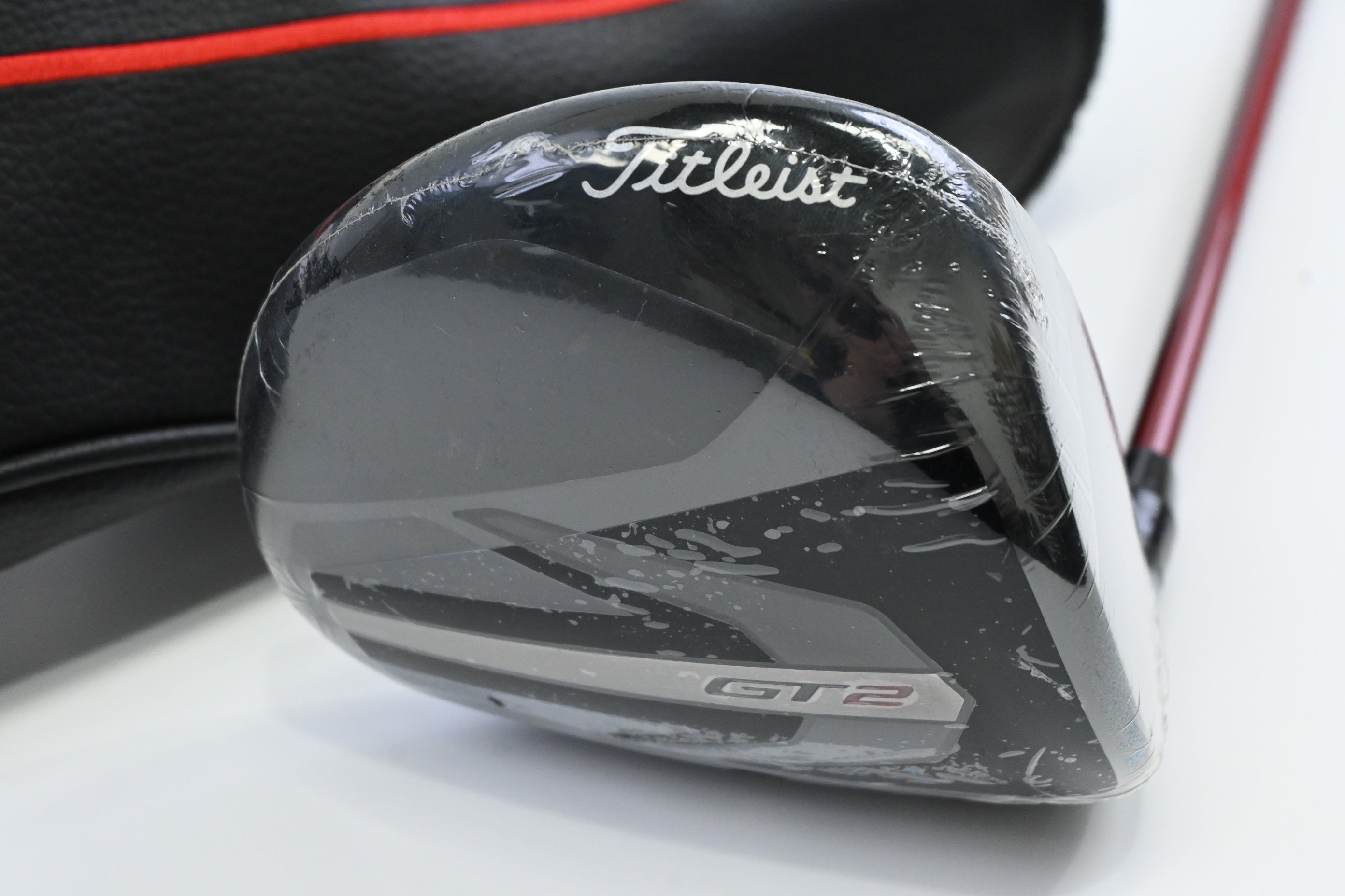 Titleist GT2 Driver / 11 Degree / Regular Flex Denali Red 50 Shaft