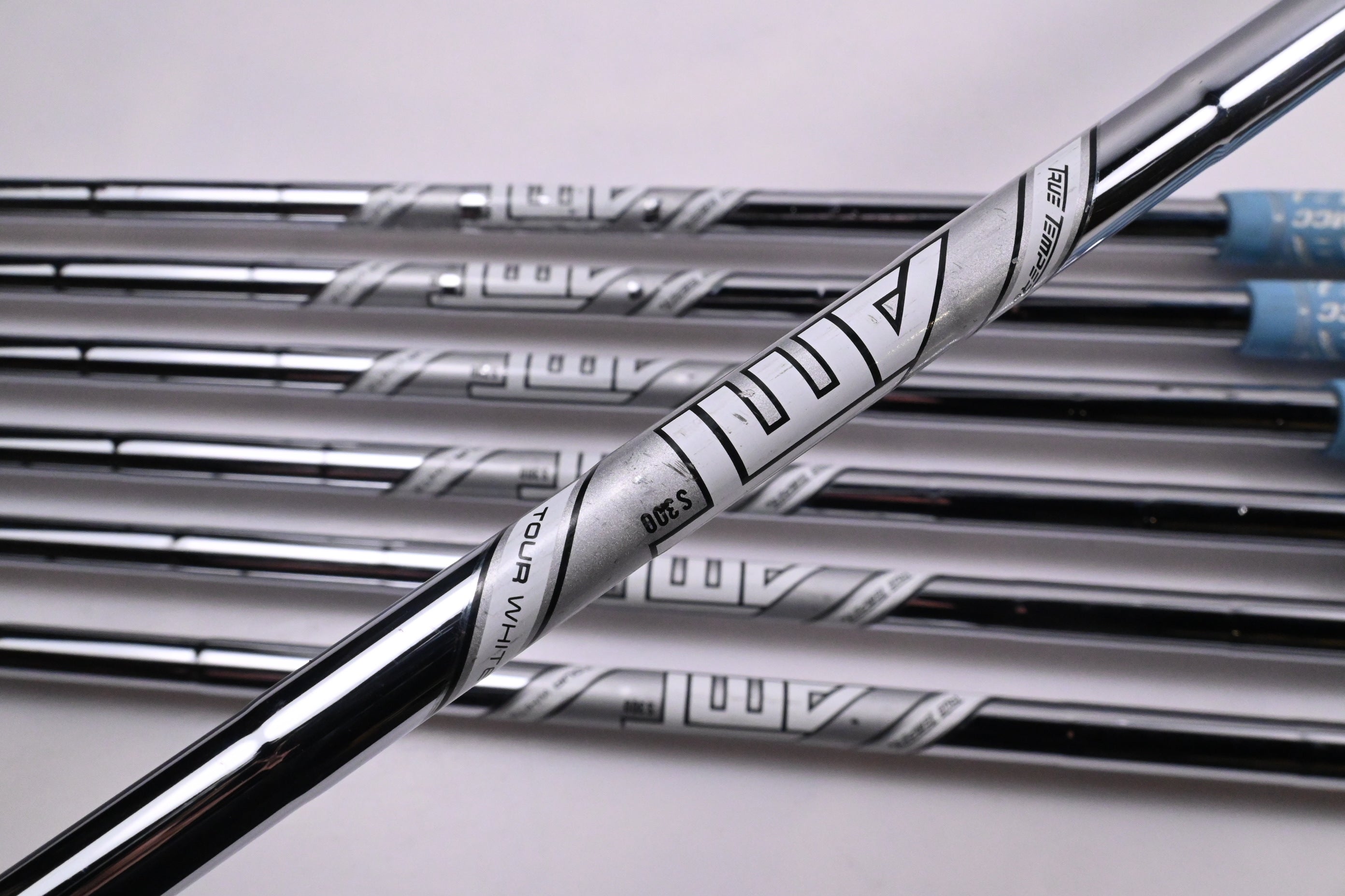 Titleist 718 AP2 Irons / 4-PW / Stiff Flex AMT Tour White S300 Shafts