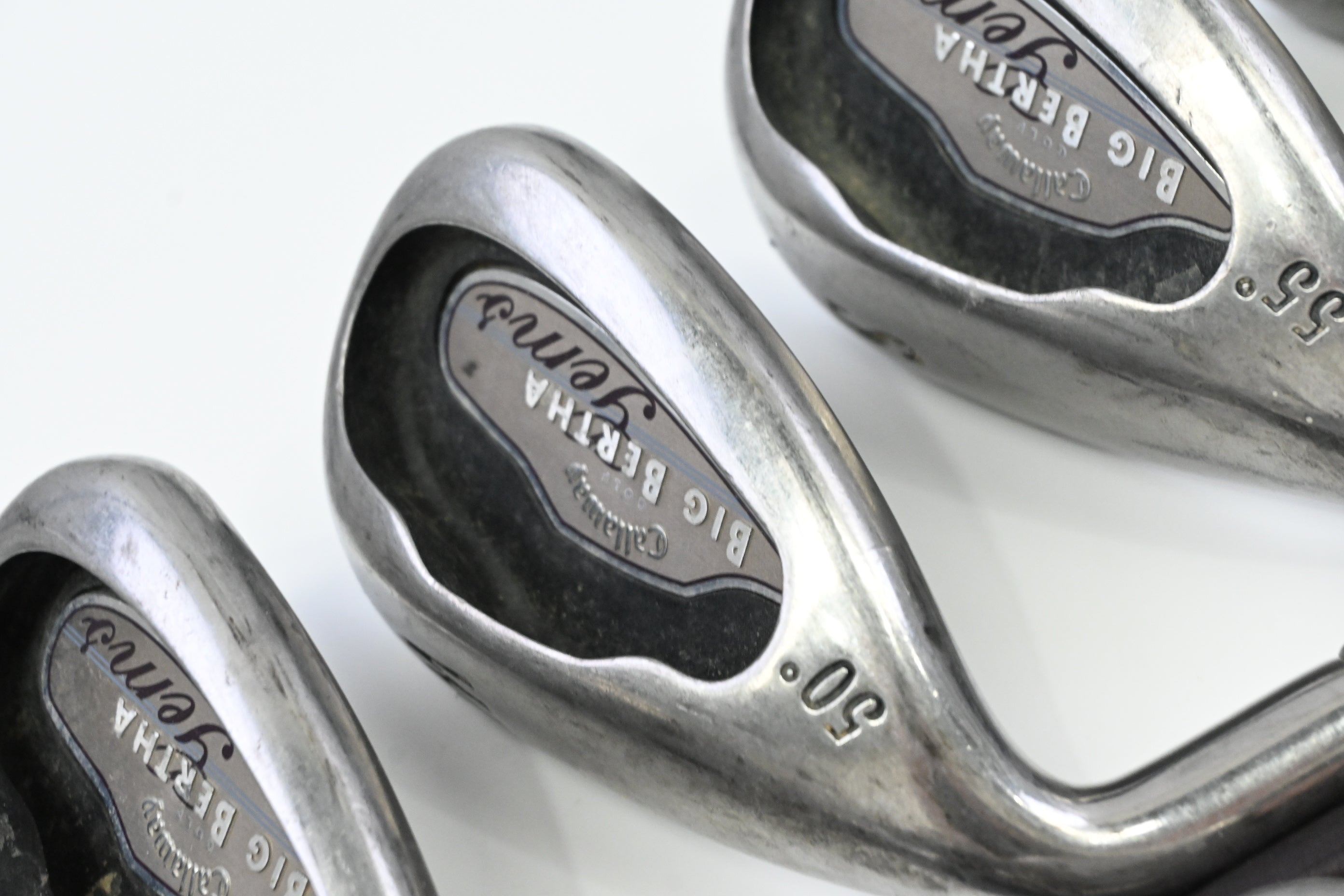 Ladies Left Hand Callaway Big Bertha 2002 Irons / 5-PW+SW+LW / Ladies Flex Gems