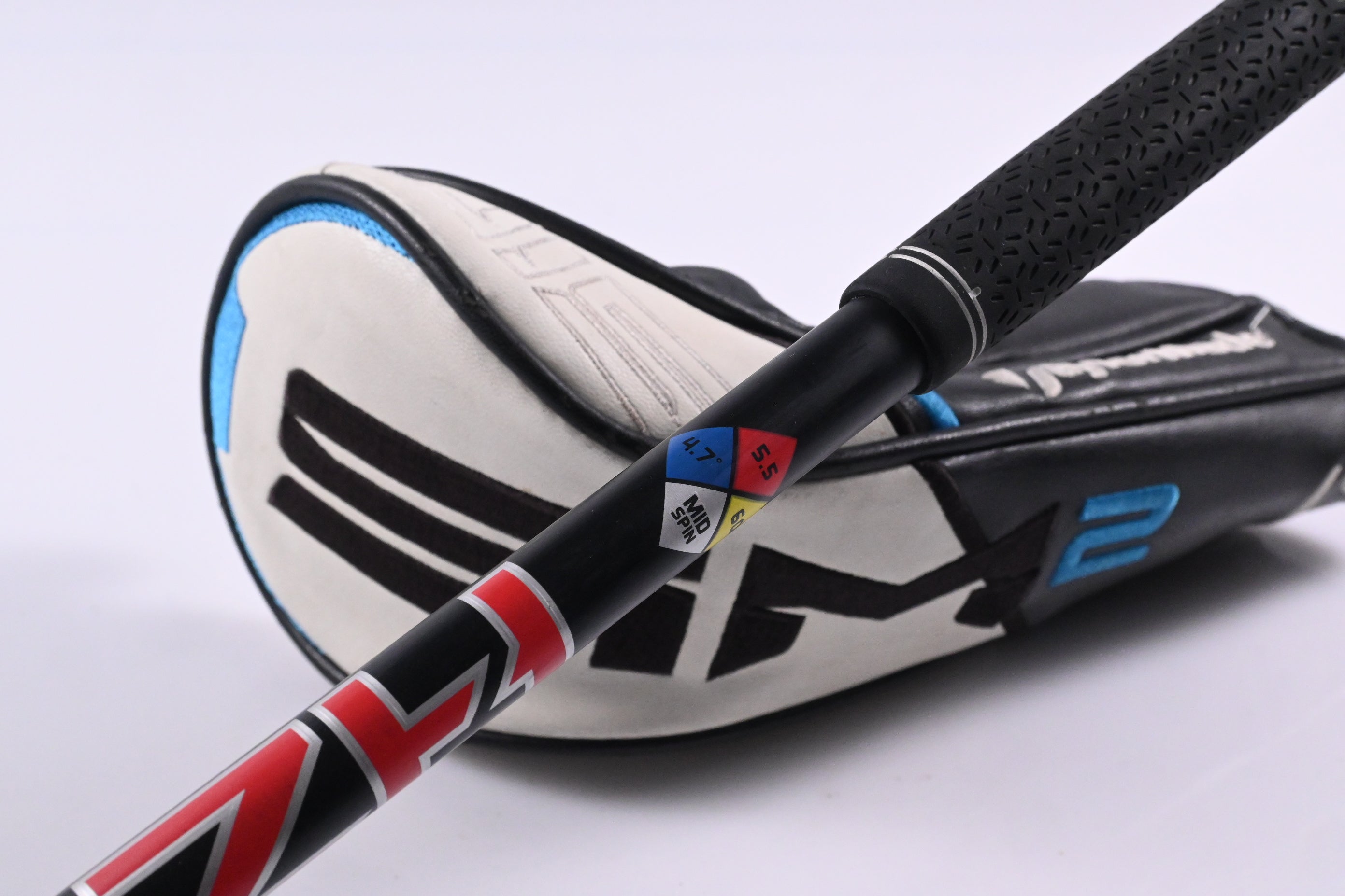 Taylormade SIM2 Max #3 Wood / 15 Degree / Regular Flex HZRDUS Red CB 60 Shaft