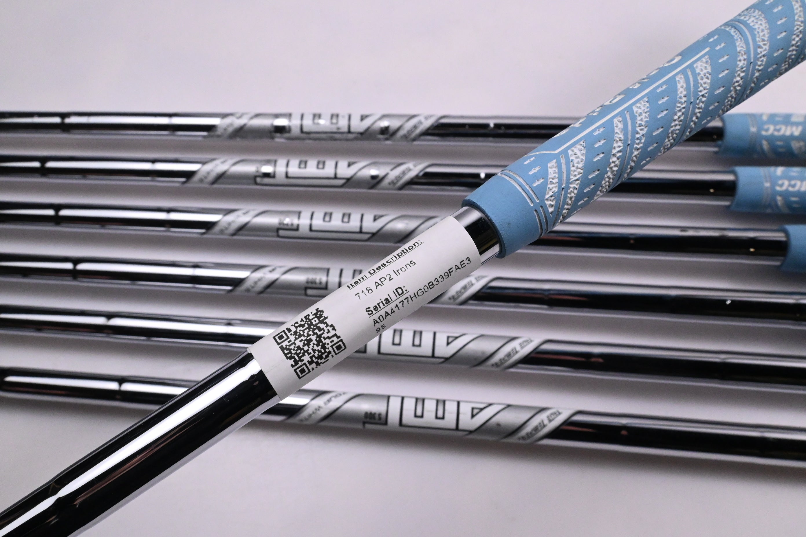 Titleist 718 AP2 Irons / 4-PW / Stiff Flex AMT Tour White S300 Shafts