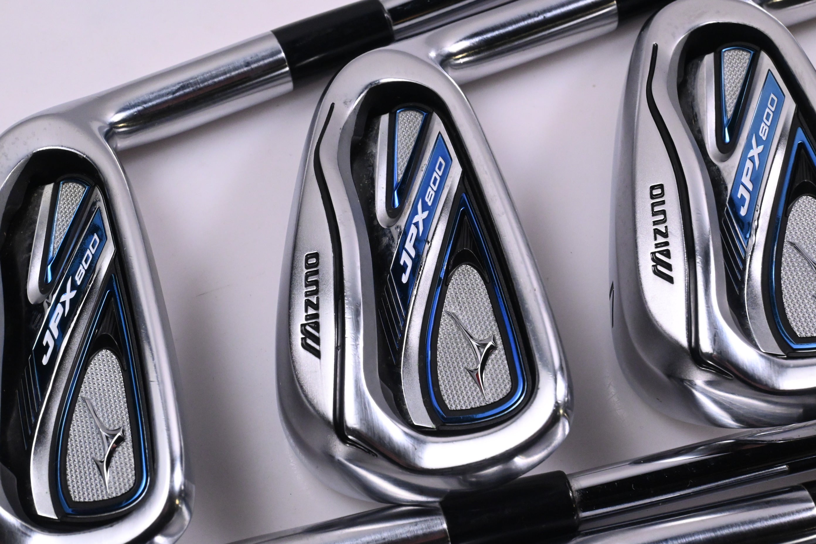 Mizuno JPX 800 Irons / 5-PW / Regular Flex Dynalite Gold XP R300 Shaft
