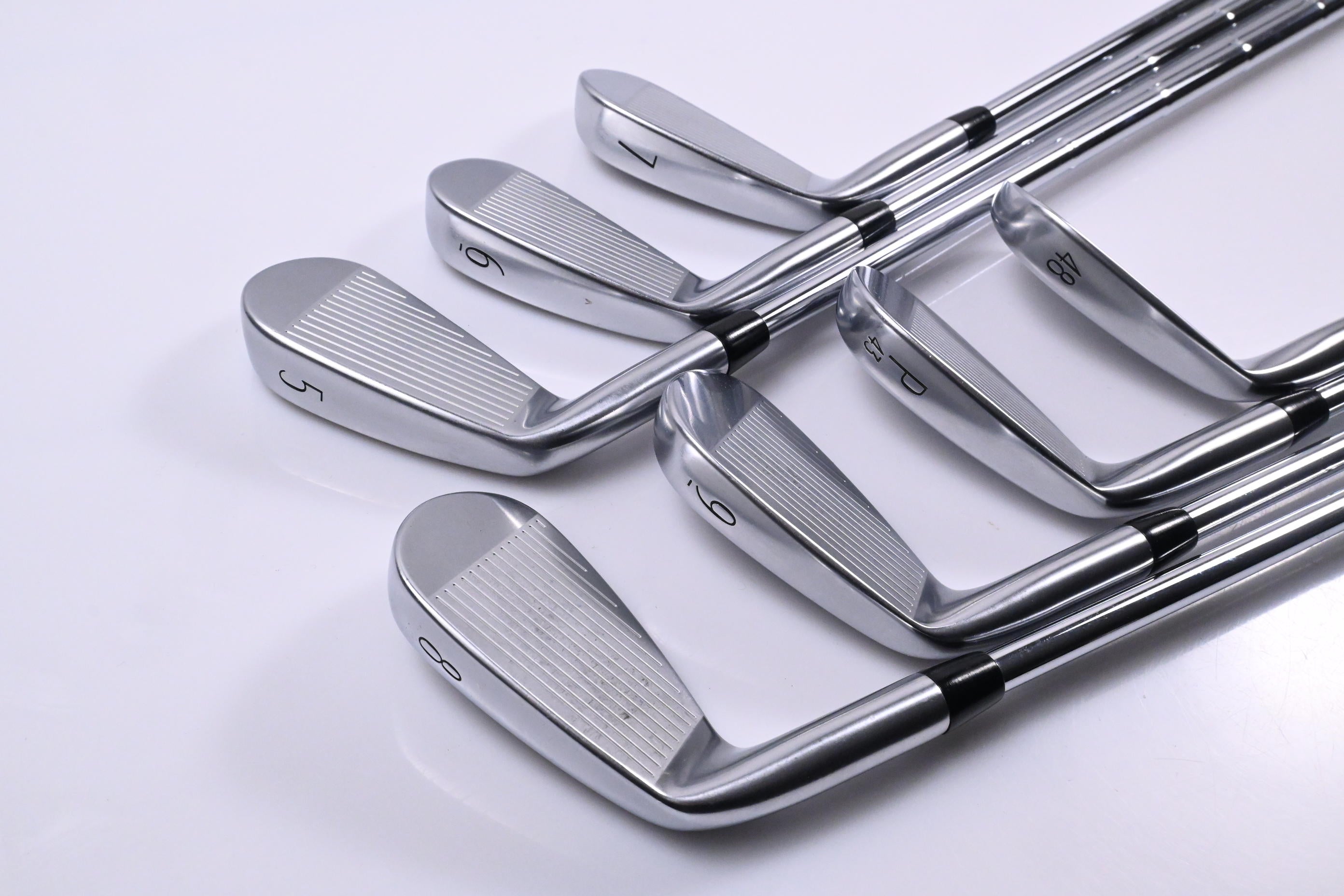 Titleist T250 2025 Irons / 5-PW+48° / Stiff Flex AMT Silver Shafts