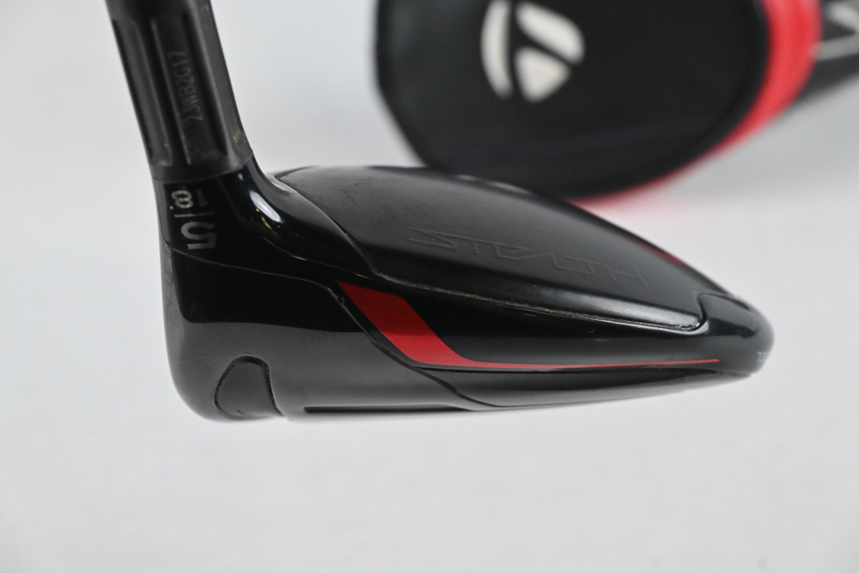 Taylormade Stealth #5 Wood / 18 Degree / Stiff Flex Fujikura Ventus Red 5 Shaft