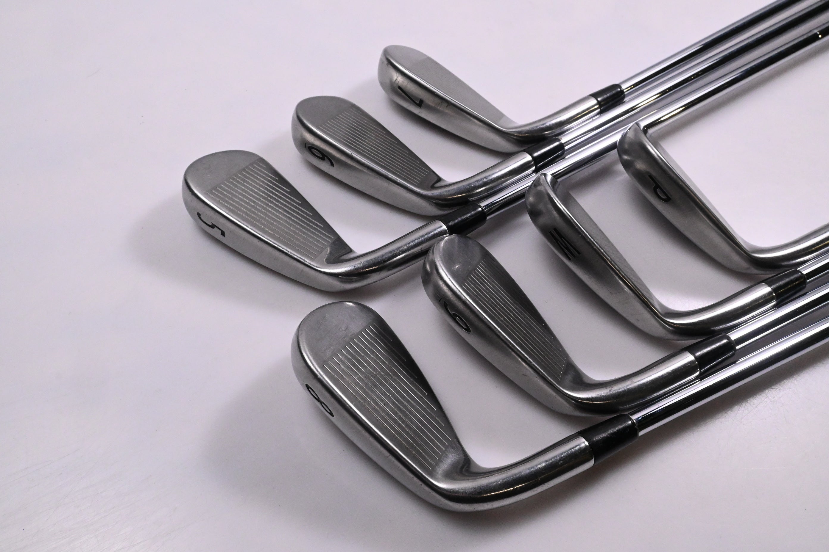 Titleist 712 AP1 Irons / 5-PW+GW / Regular Flex Dynalite Gold XP R300 Shafts