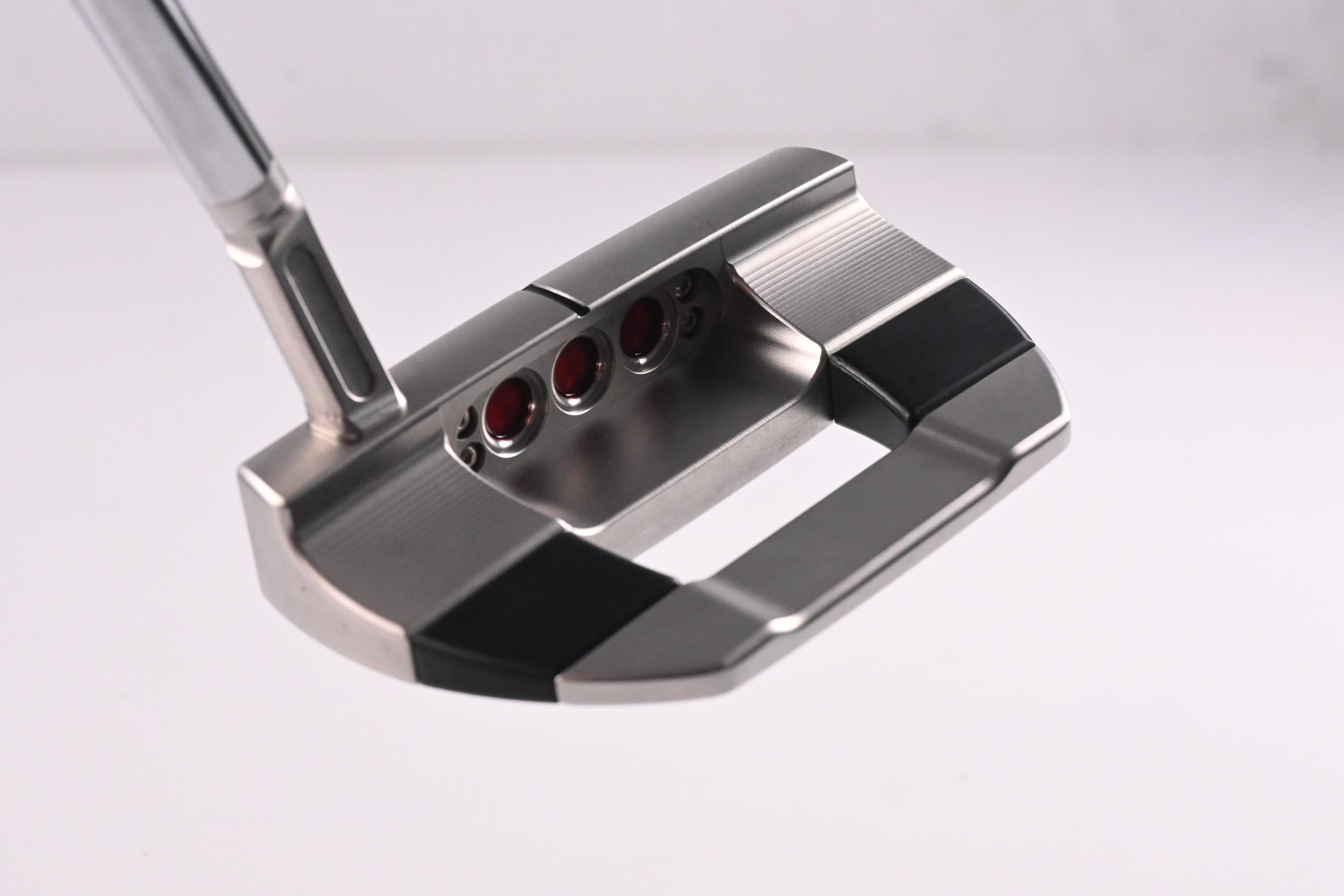 Scotty Cameron 2025 Studio Style Fastback 1.5 Putter / 33 Inch
