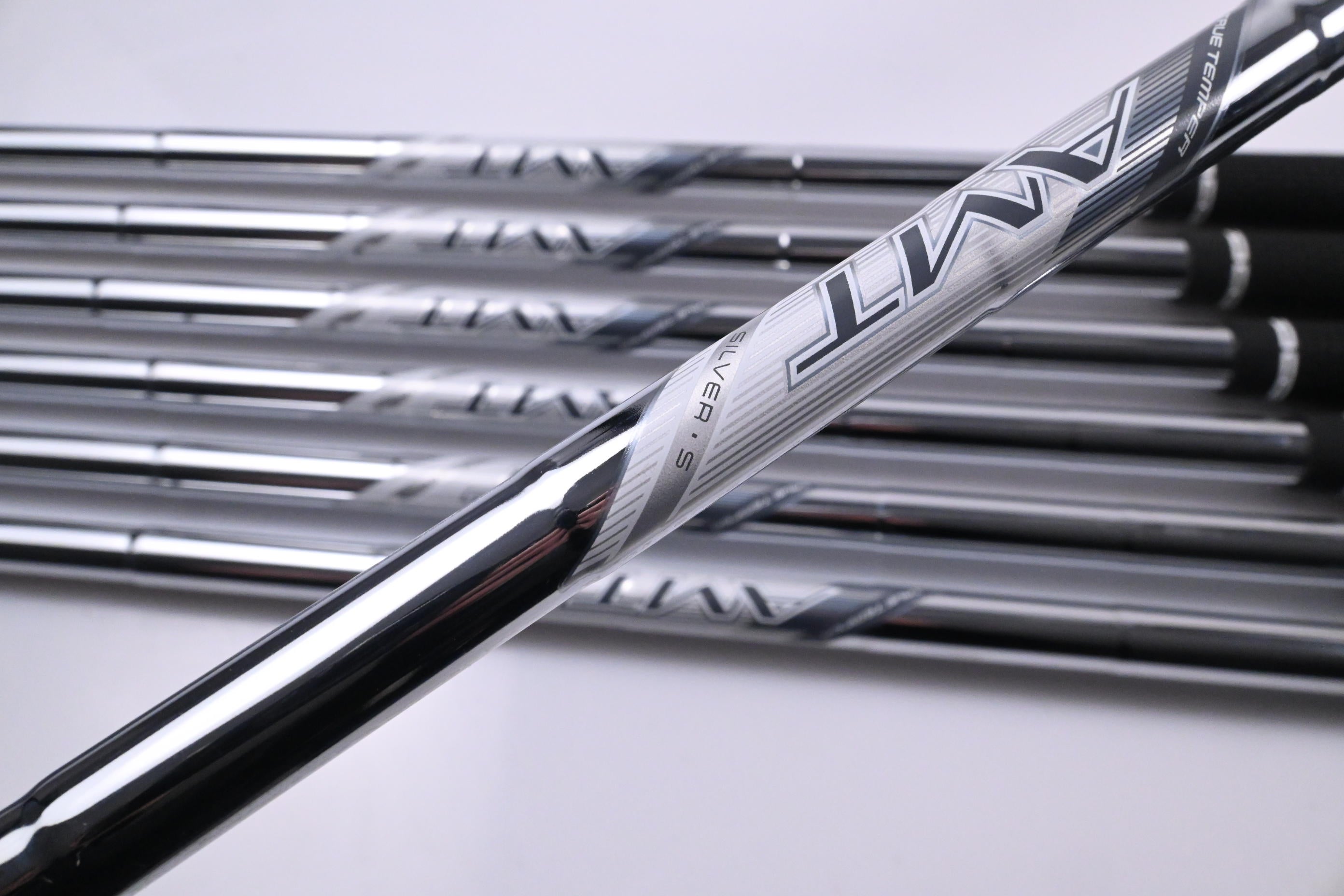 Titleist T250 2025 Irons / 5-PW+48° / Stiff Flex AMT Silver Shafts