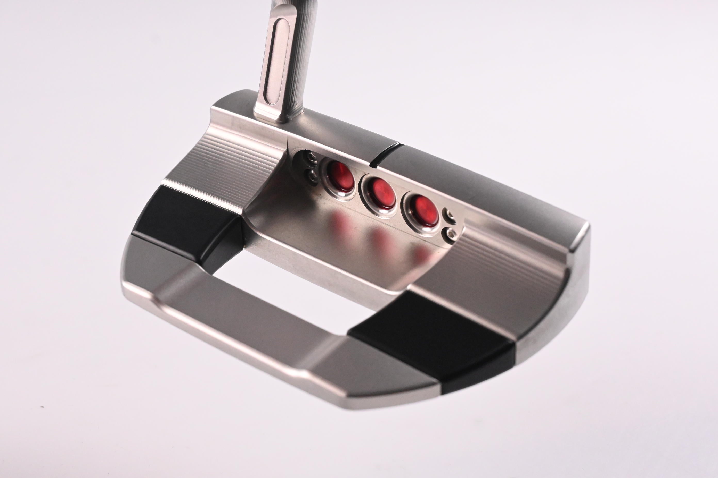 Scotty Cameron 2025 Studio Style Fastback 1.5 Putter / 33 Inch