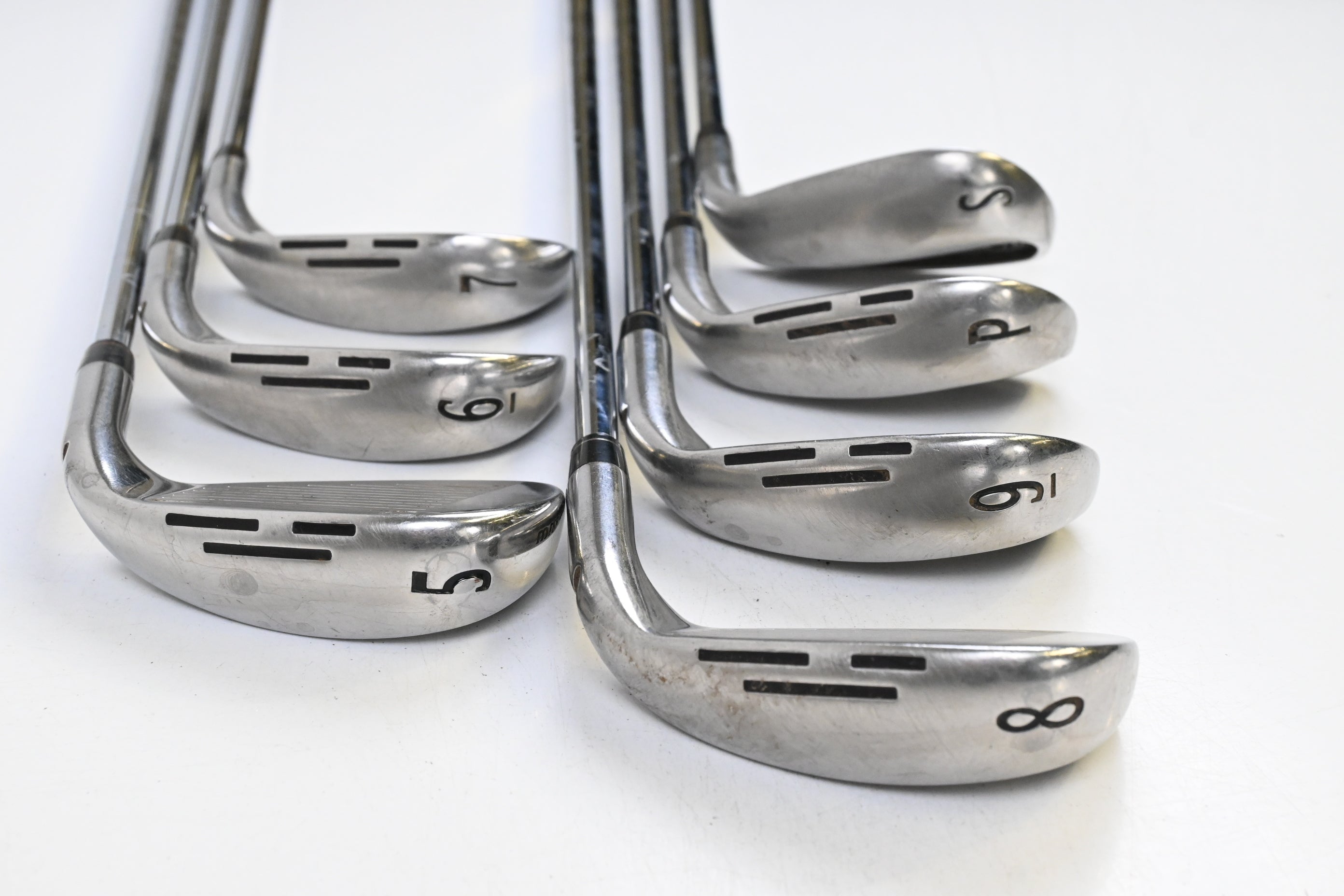 Left Hand Wilson D9 Irons / 5-PW+SW / Regular Flex KBS MAX Ultralite Shafts