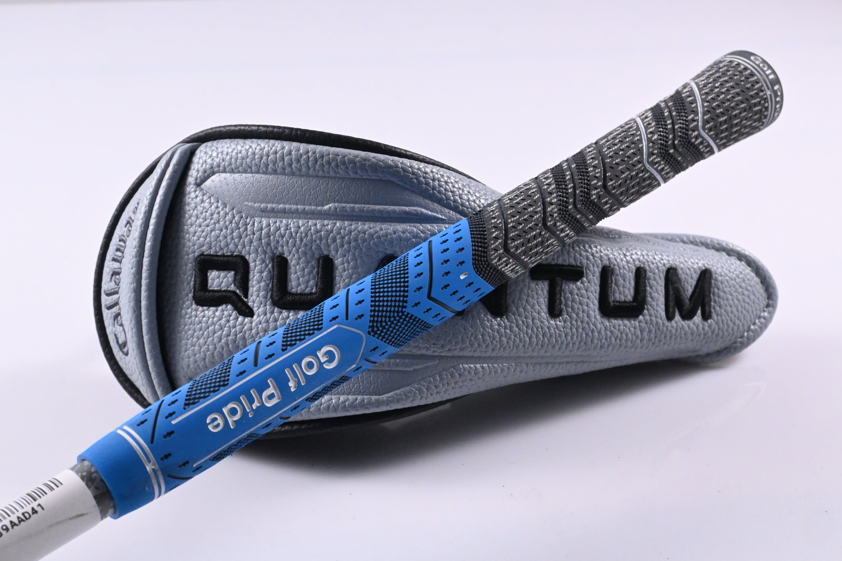 Callaway Quantum Max OS #4 Hybrid / 20 Degree / Stiff Flex Denali Frost Silver