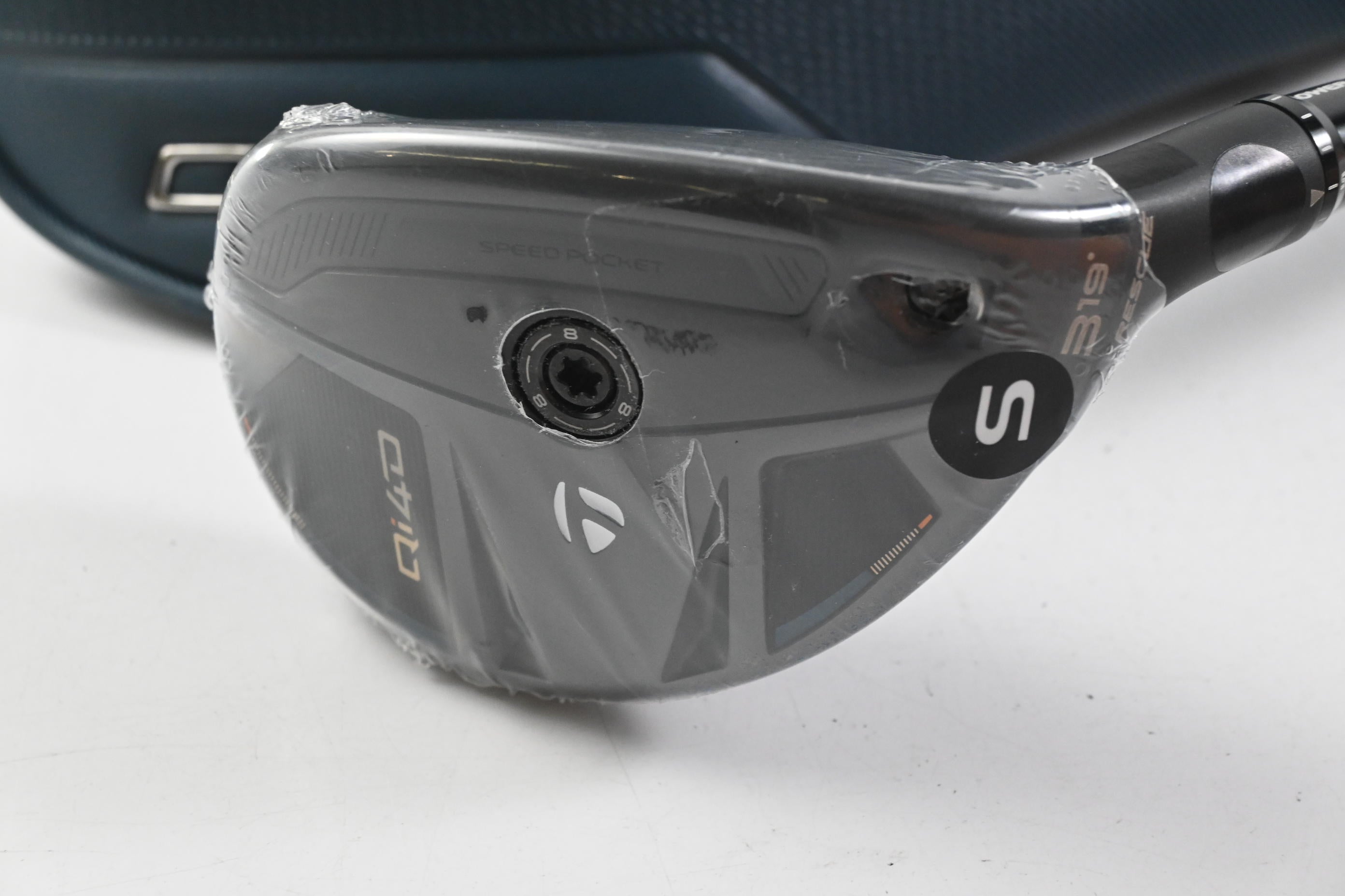 Taylormade Qi4D #3 Hybrid / 19 Degree / Regular Flex KBS Reax 65 Shaft