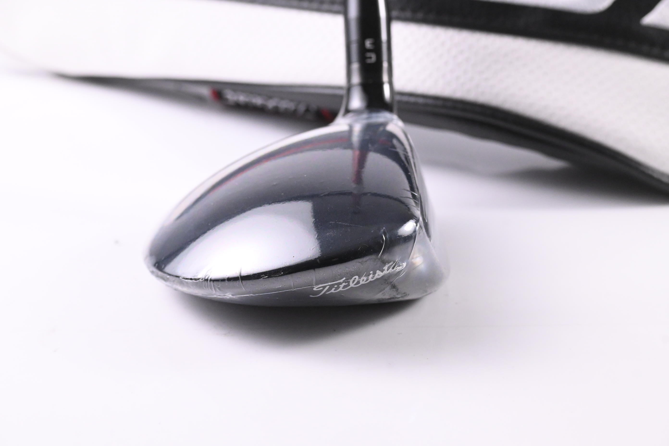 Titleist GT2 #5 Wood / 18 Degree / Regular Flex Denali Red 60 Shaft