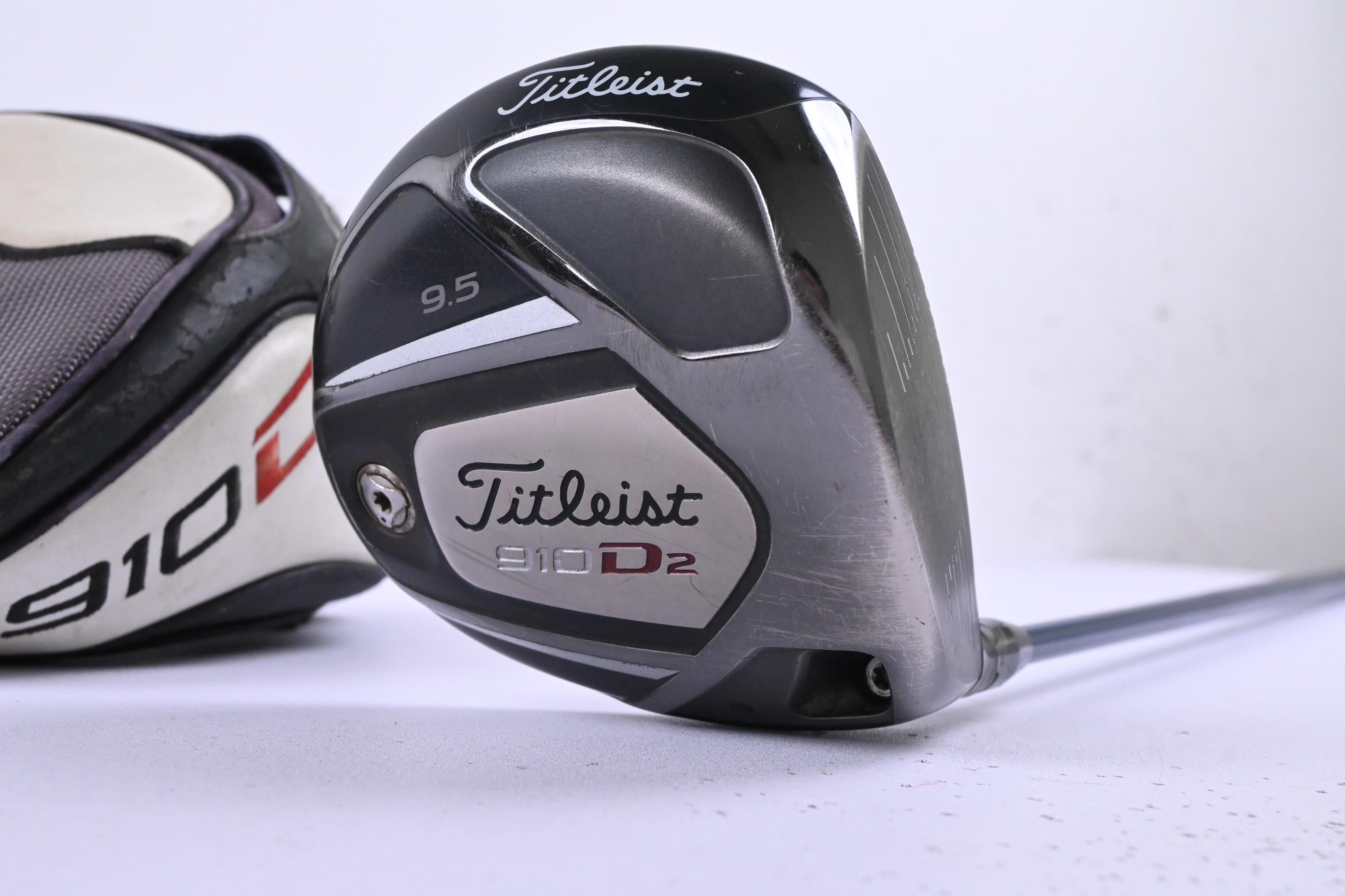 Titleist 910 D2 Driver / 9.5 Degree / Stiff Flex Project X-7C3 73 Shaft