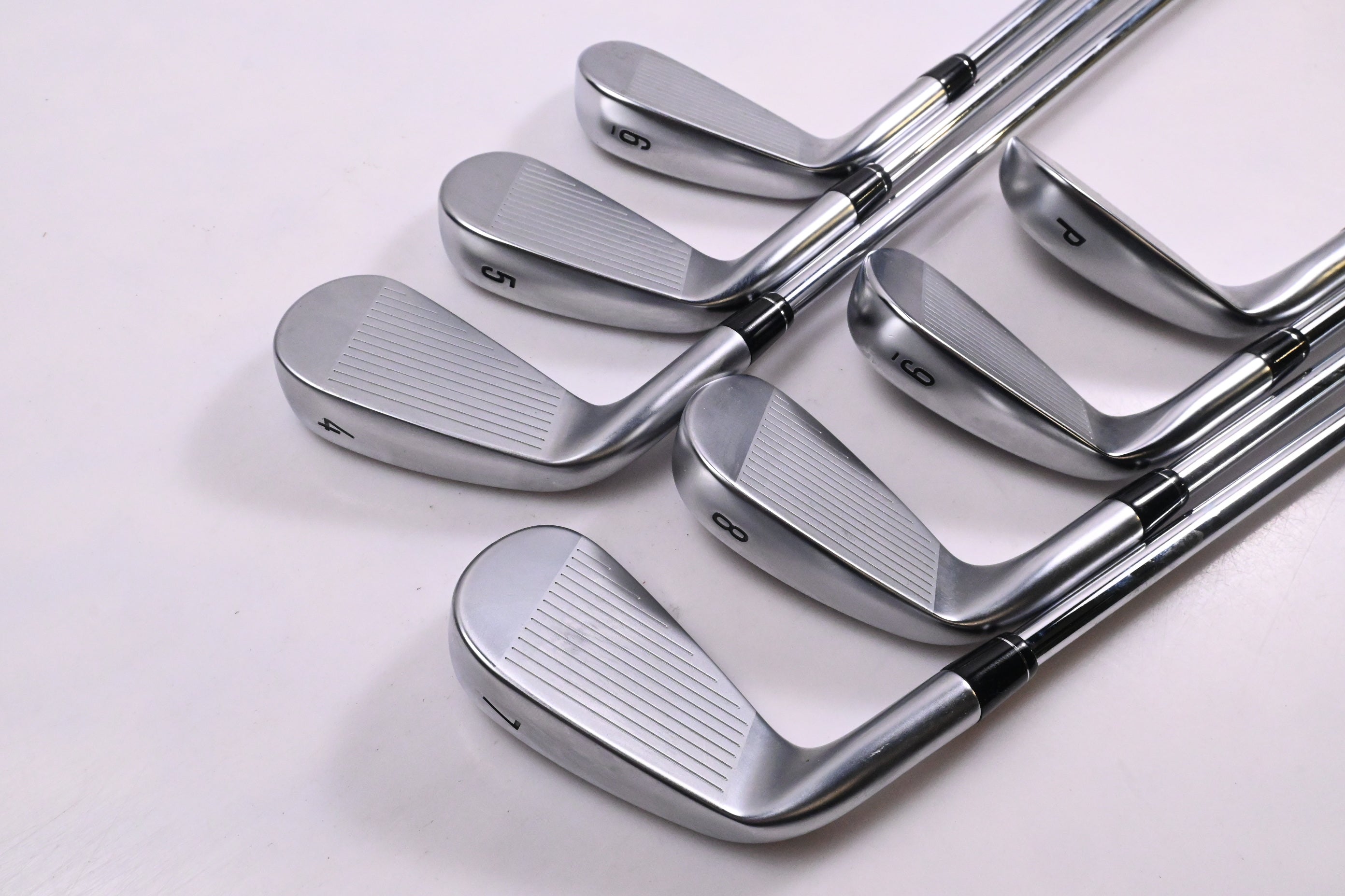 Callaway Apex Ai200 Irons / 4-PW / Regular Flex Dynamic Gold Mid 100 R300