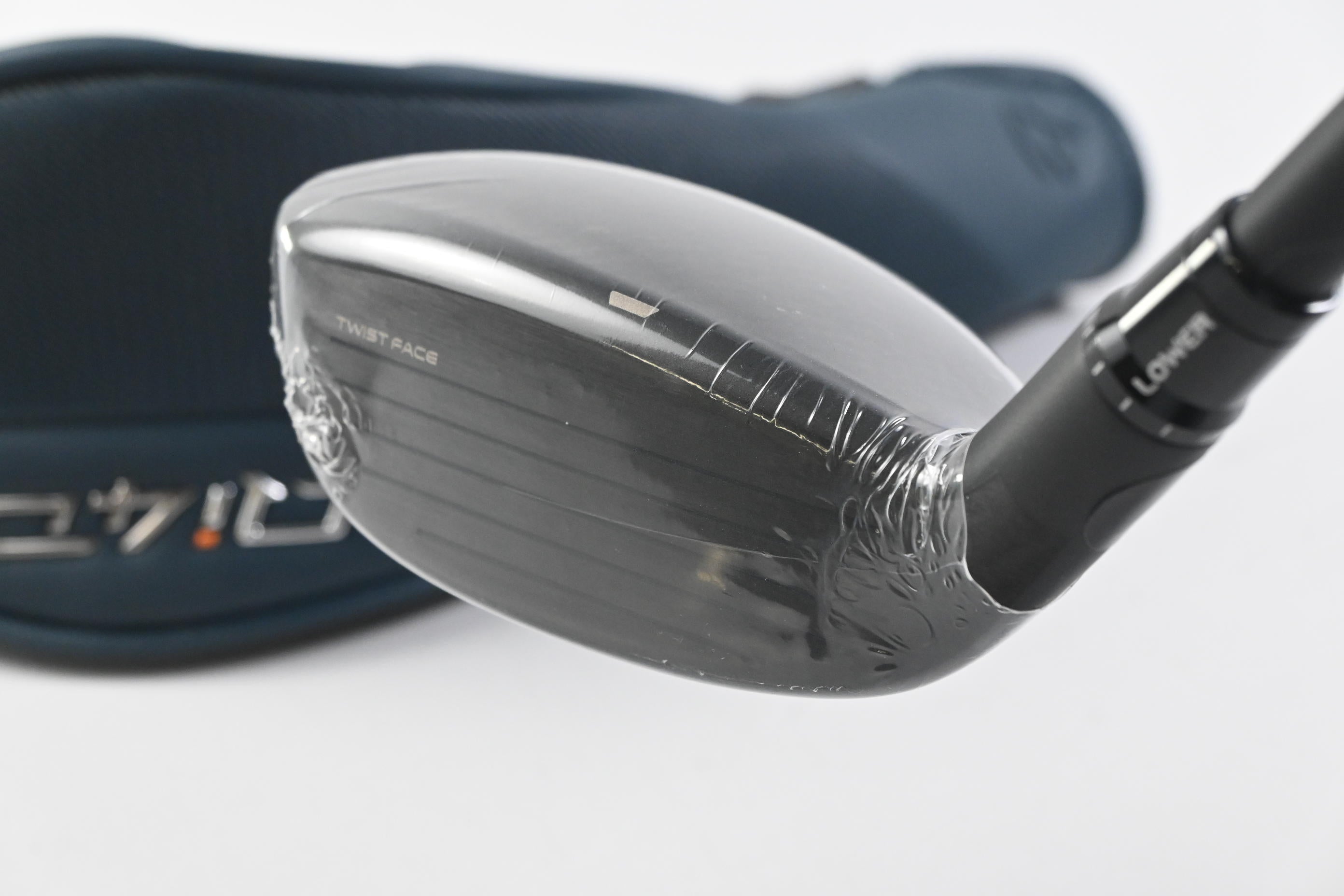 Taylormade Qi4D #3 Hybrid / 19 Degree / Regular Flex KBS Reax 65 Shaft