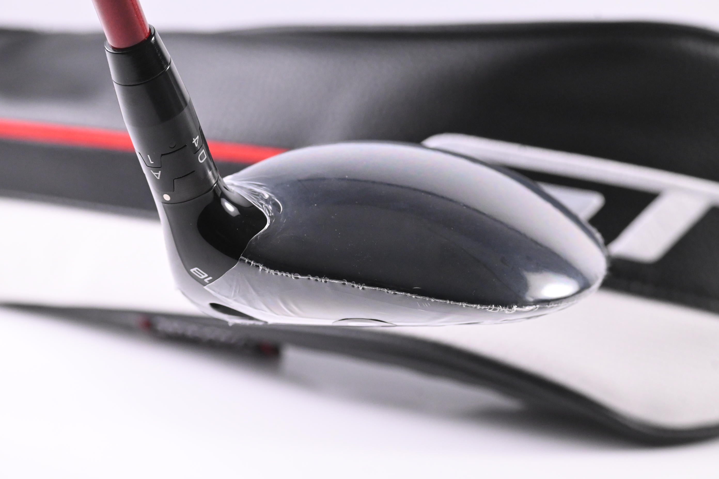 Titleist GT2 #5 Wood / 18 Degree / Regular Flex Denali Red 60 Shaft