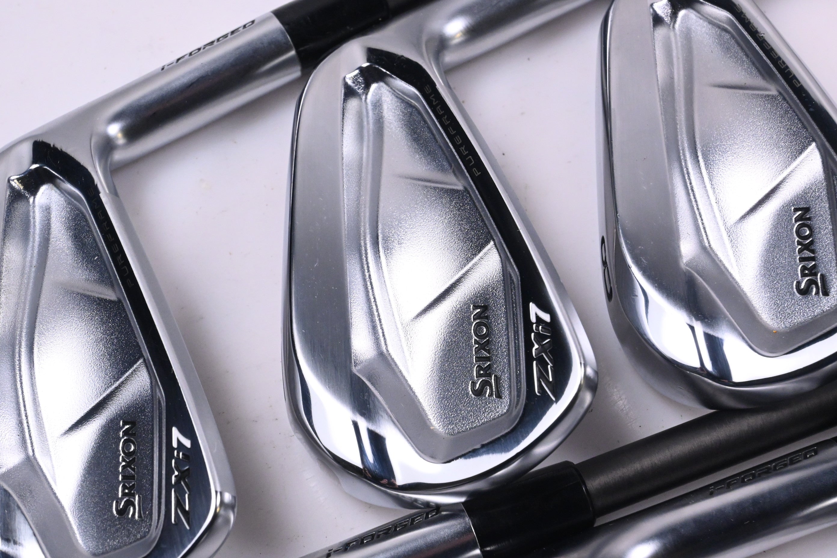 Srixon ZXi7 Irons / 6-PW+GW / Stiff Flex SteelFiber i95 cw Shafts