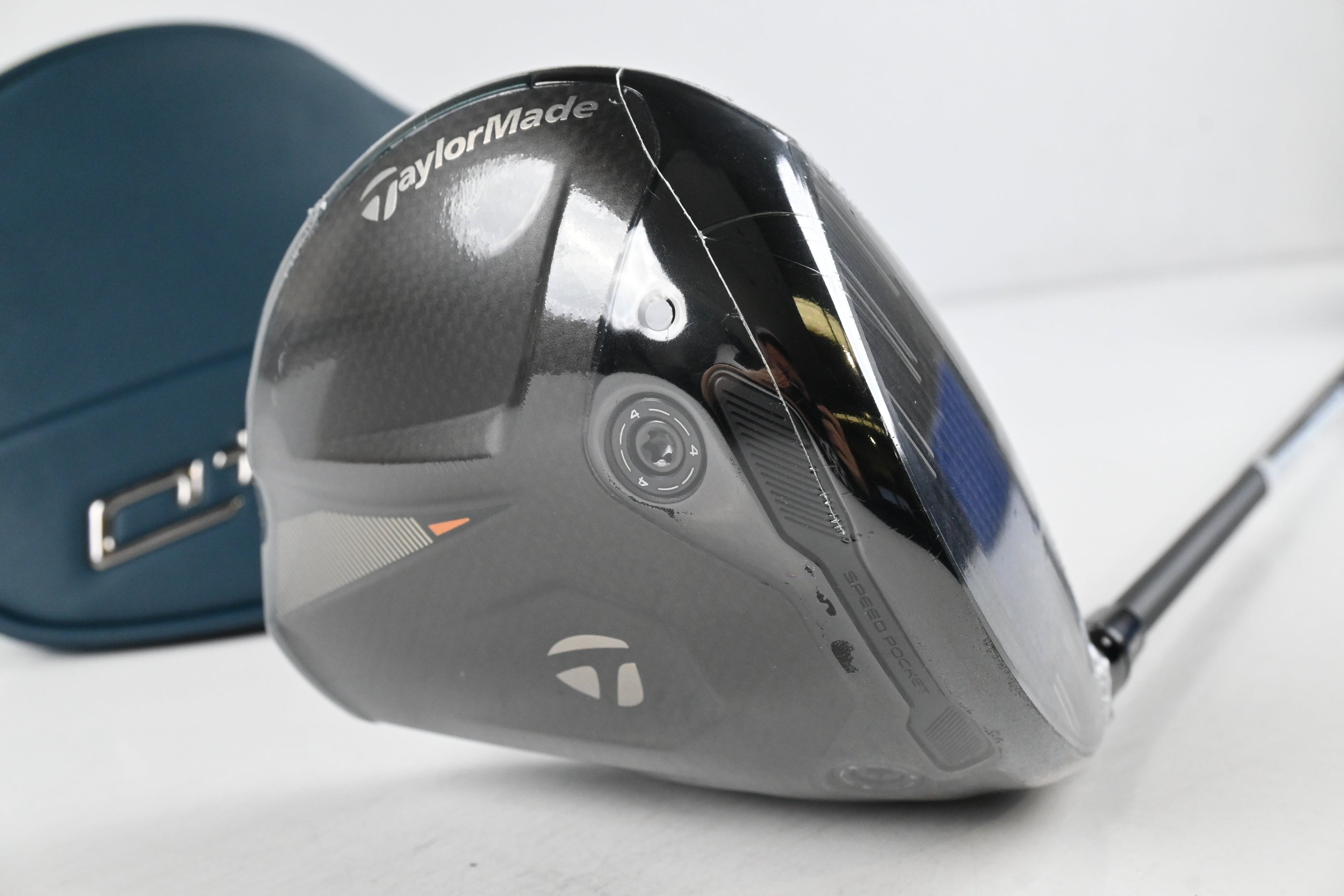 Taylormade Qi4D Driver / 10.5 Degree / Senior Flex Reax Blue 50 Shaft