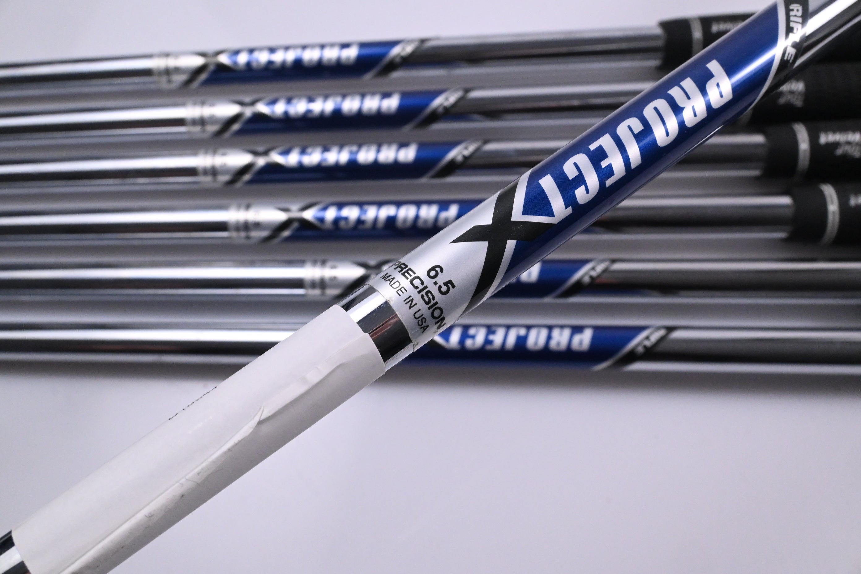 Titleist T100 2021 Irons / 4-PW / X-Flex Project X Precision Shafts