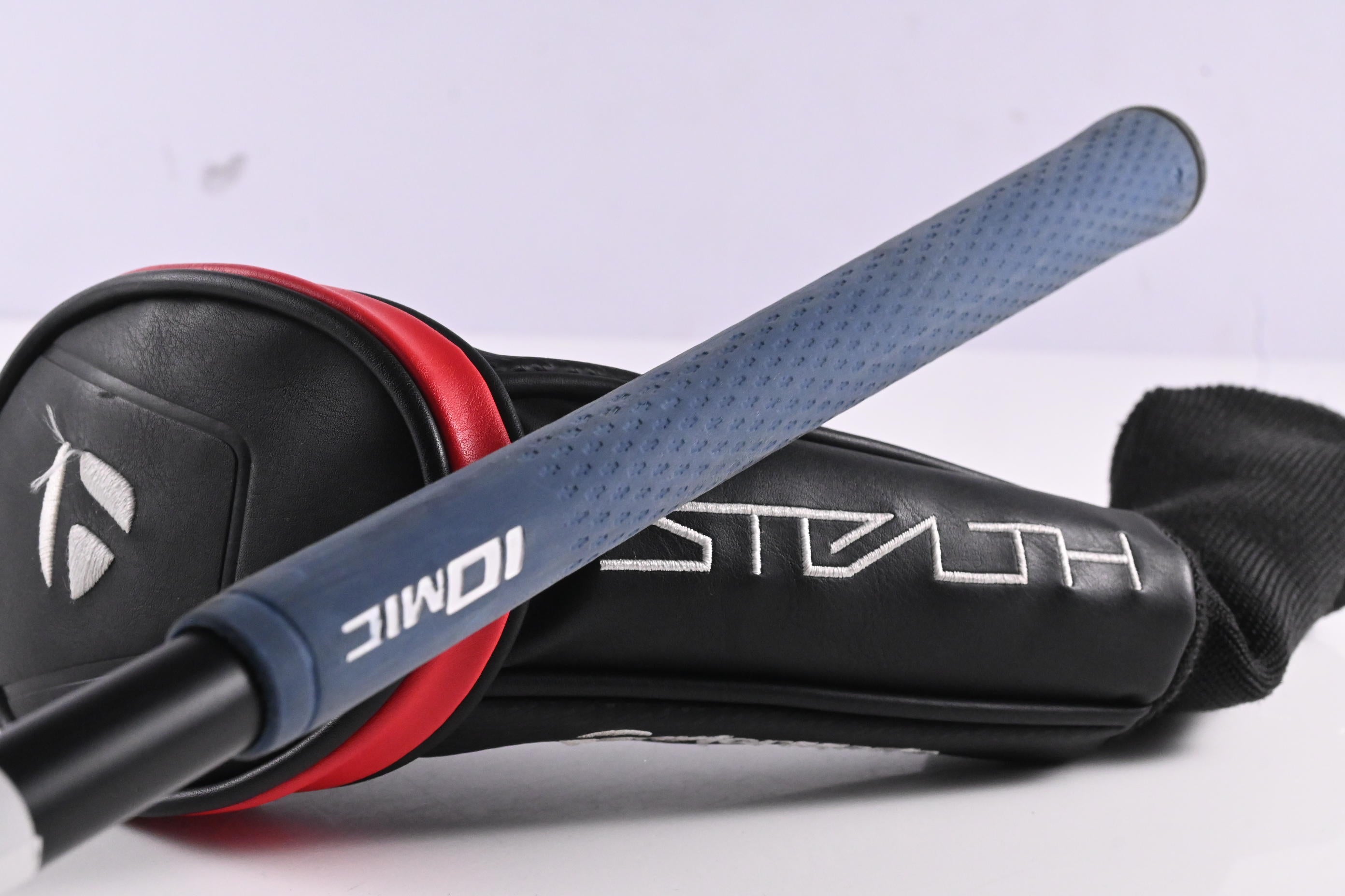 Taylormade Stealth #3 Hybrid / 19 Degree / Regular Flex KBS TGI 70 Shaft