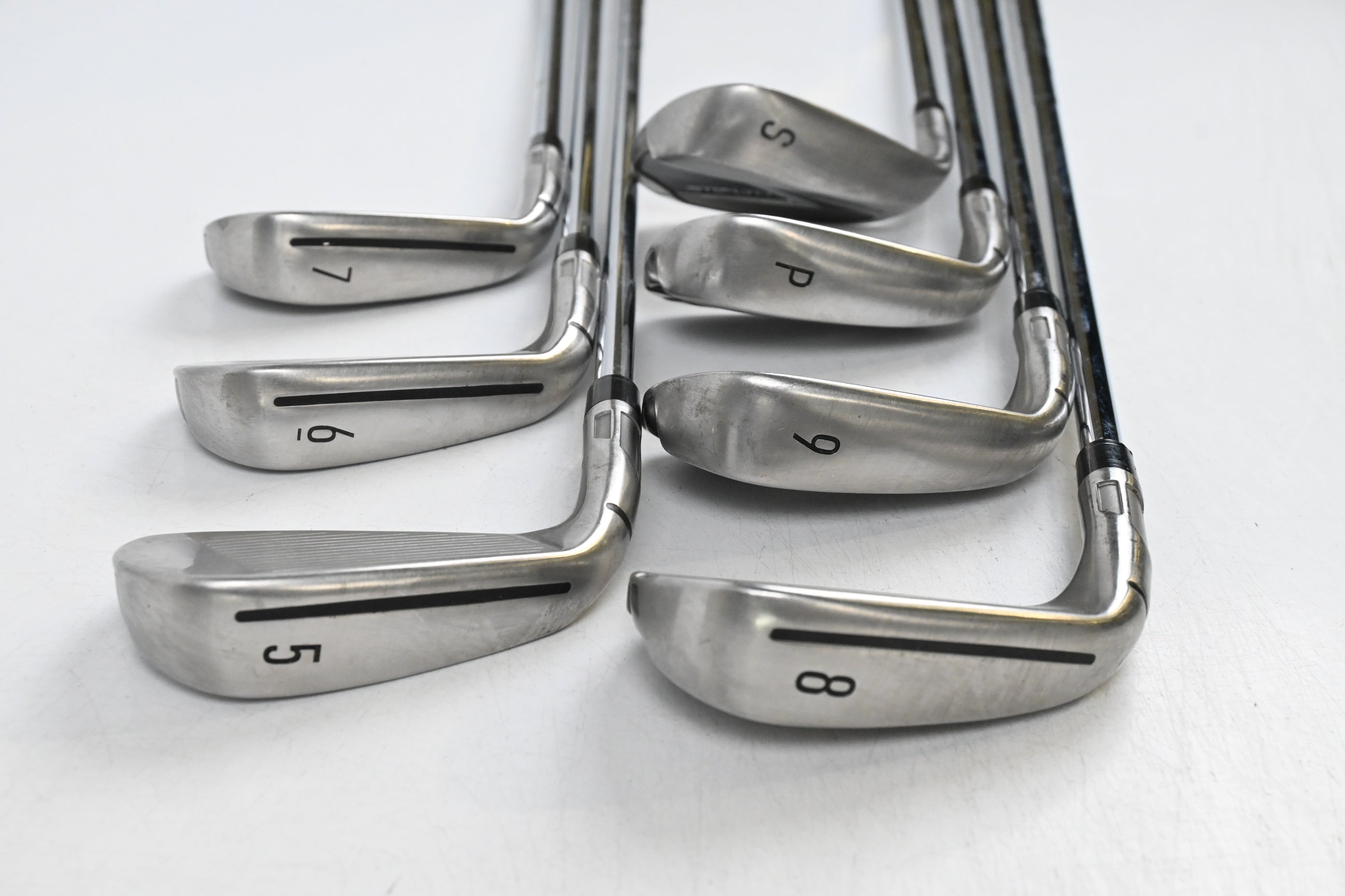 Taylormade Stealth Irons / 5-PW+SW / Regular Flex Dynamic Gold R300 Shafts