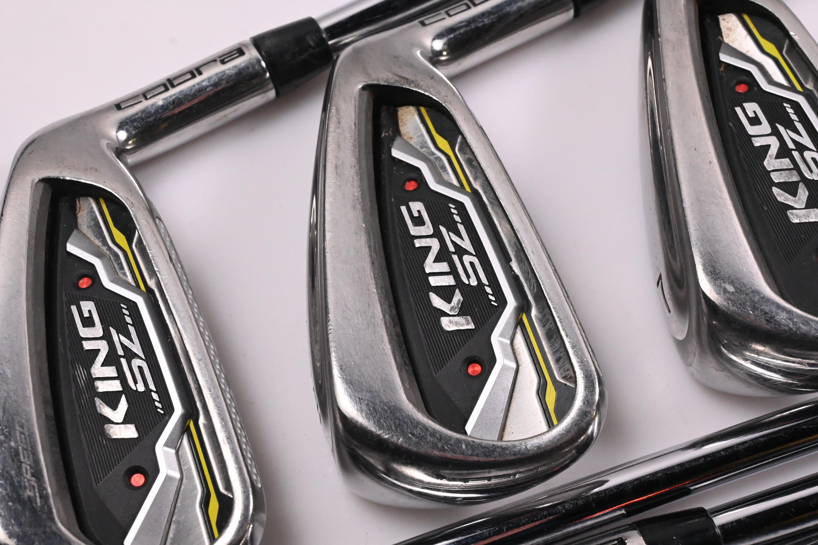 Cobra King Speedzone Irons / 5-PW+GW / Regular Flex Cobra Shafts