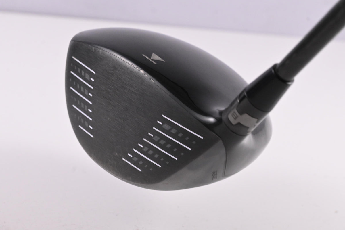Titleist 913 D3 Driver / 9.5 Degree / Stiff Flex Aldila Phenom 70 Shaft