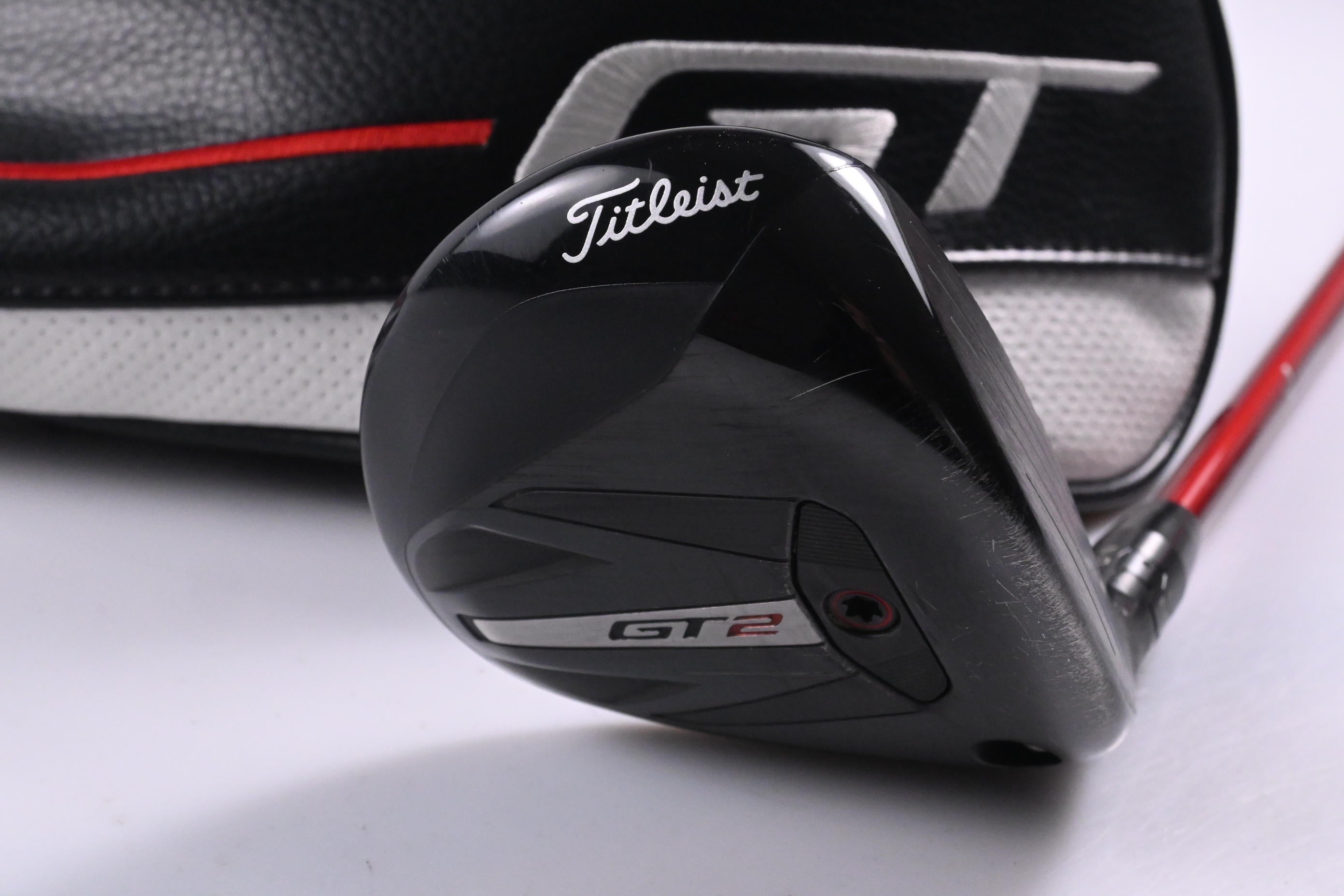 Titleist GT2 #5 Wood / 18 Degree / Regular Flex Project X Denali Red 60 Shaft