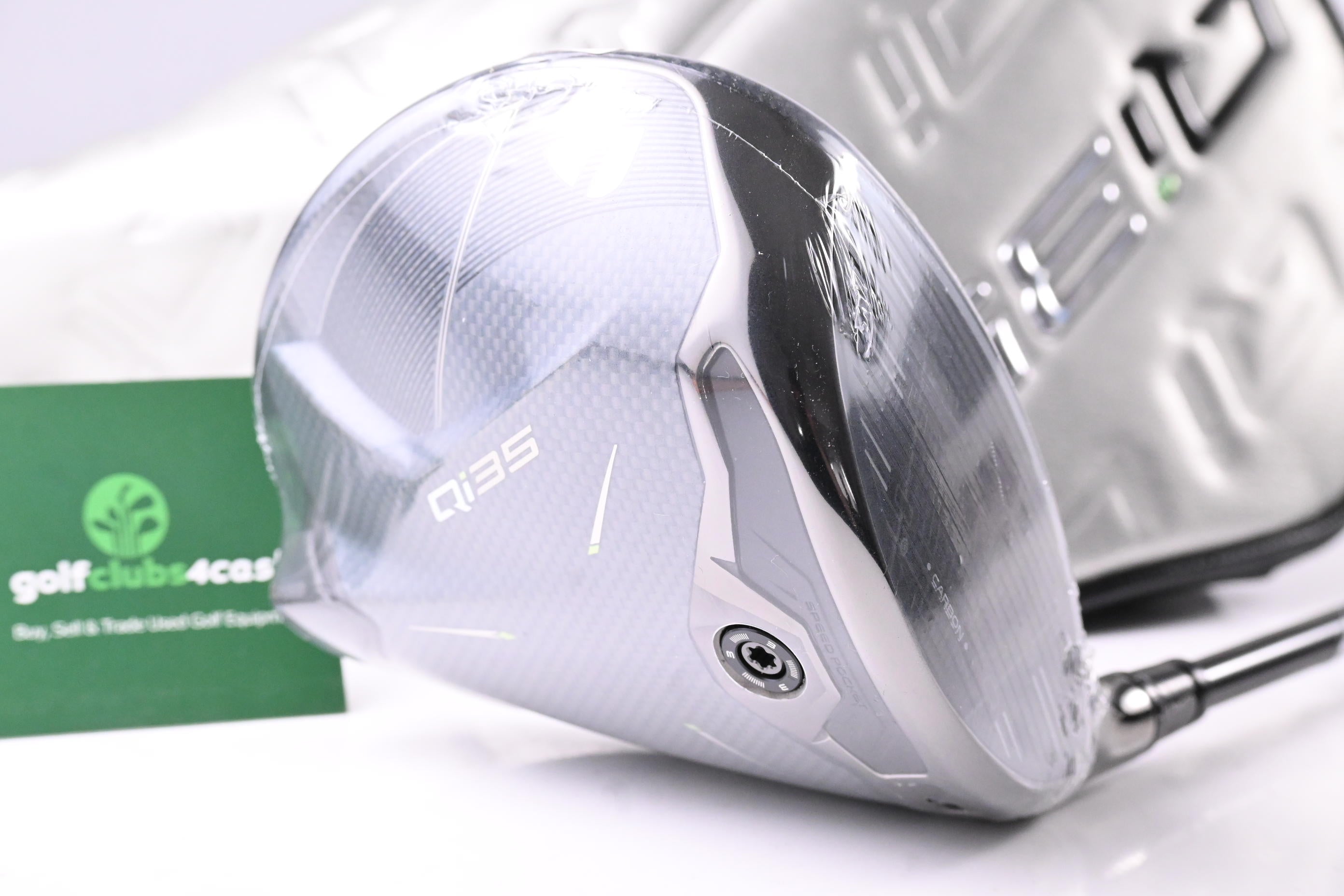 Taylormade Qi35 Driver / 10.5 Degree / Regular Flex Fujikura Ventus TR Blue 5