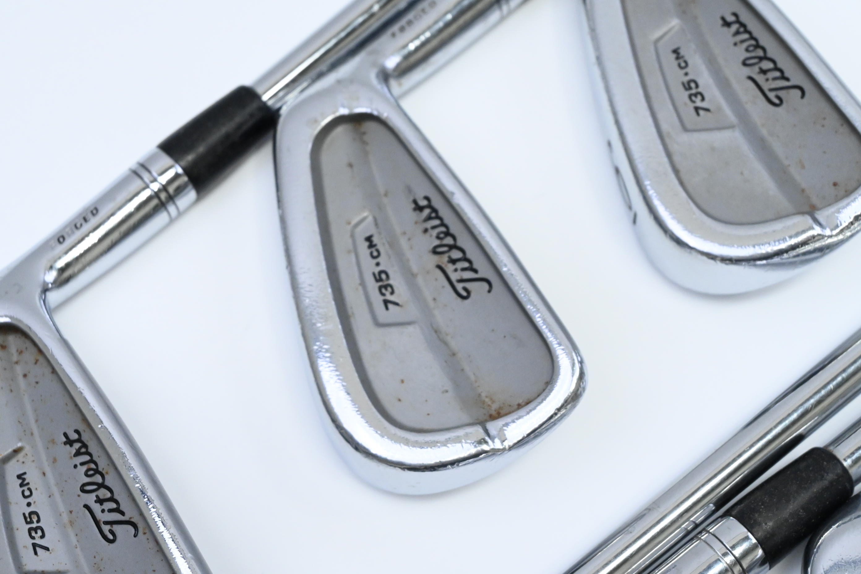 Titleist 735.CM Irons / 4-PW / Regular Flex Dynamic Gold R300 Shafts