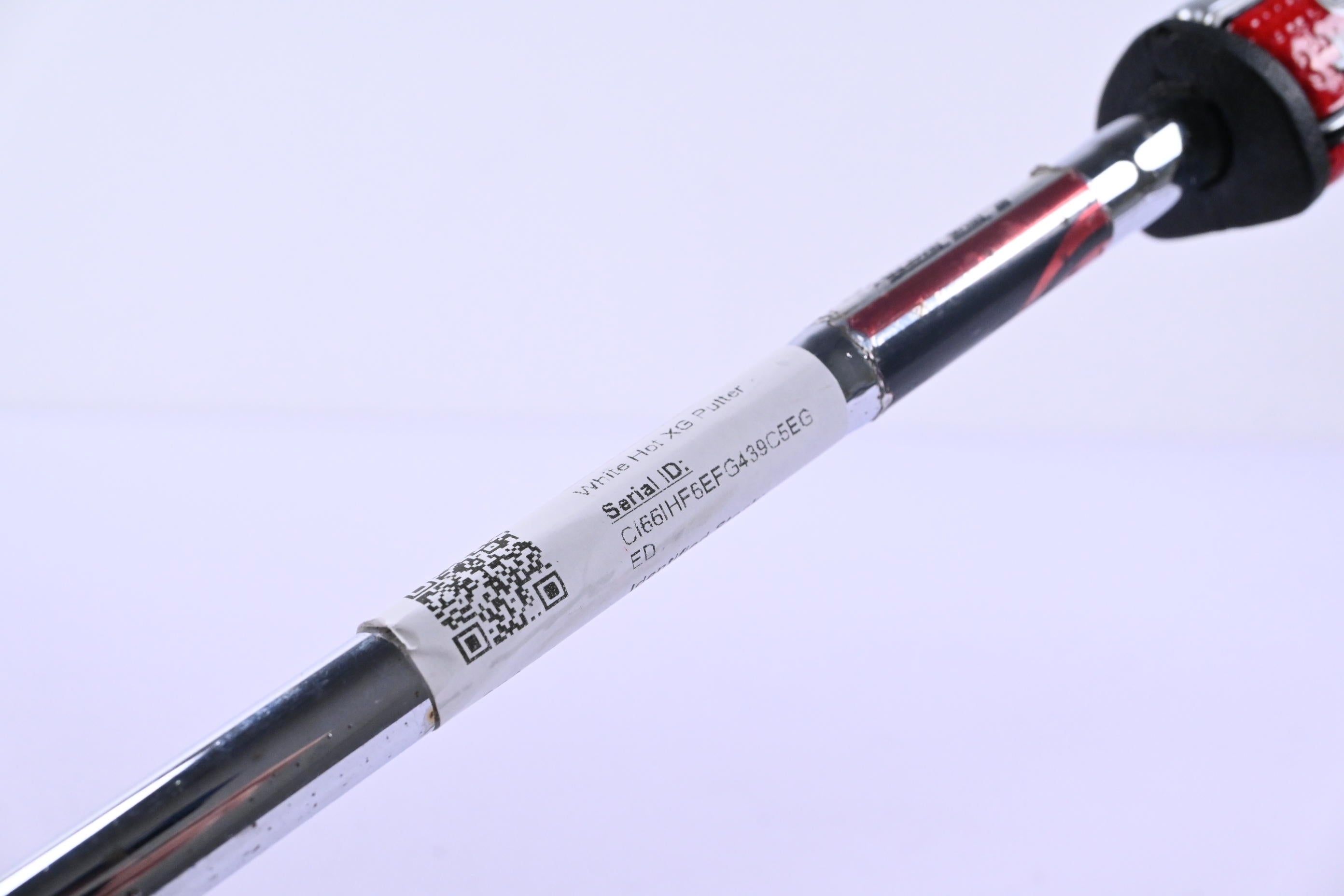 Odyssey White Hot XG Sabertooth Putter / 33.5 Inch