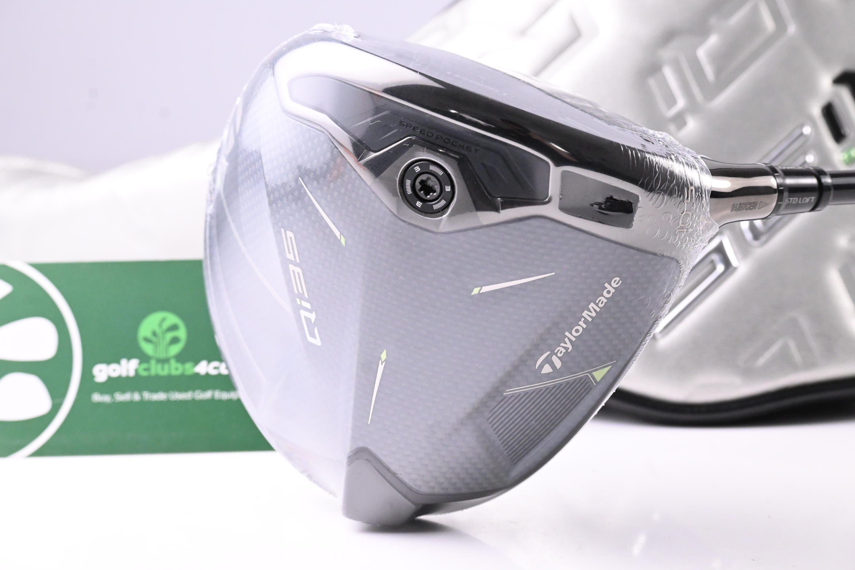 Taylormade Qi35 Driver / 10.5 Degree / Regular Flex Fujikura Ventus TR Blue 5