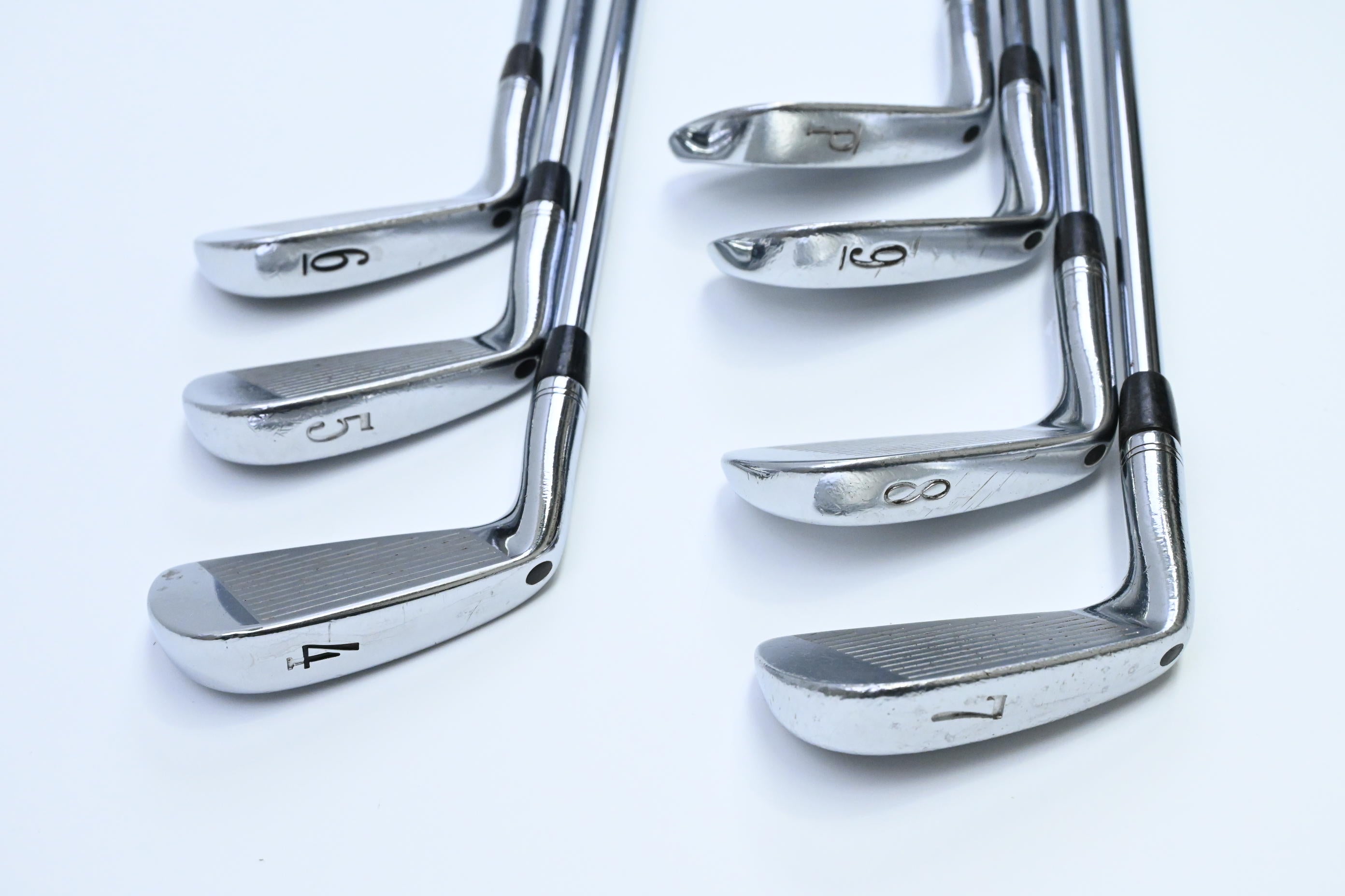 Titleist 735.CM Irons / 4-PW / Regular Flex Dynamic Gold R300 Shafts