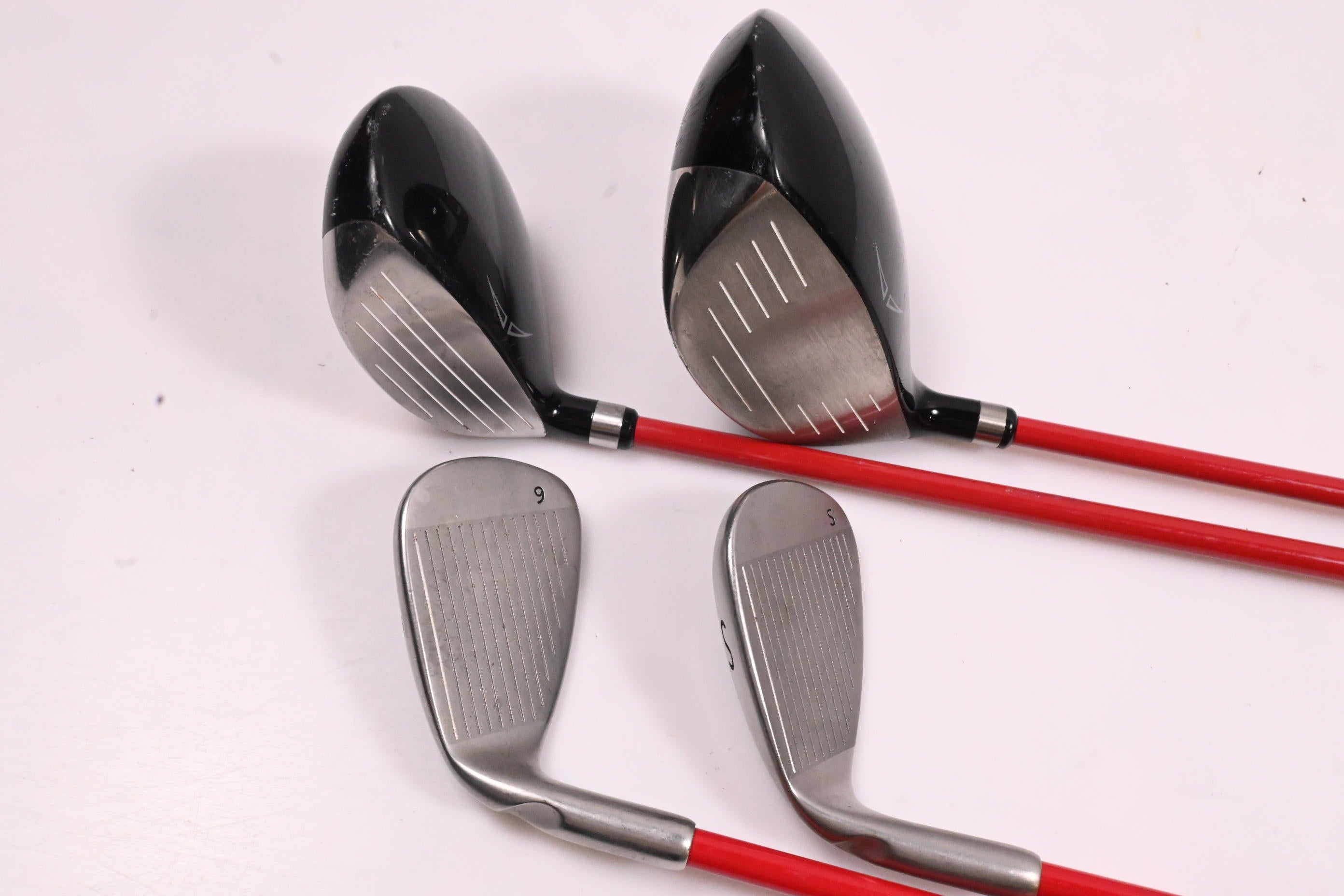 Junior Ping Moxie Package Set / Woods, Irons, Bag