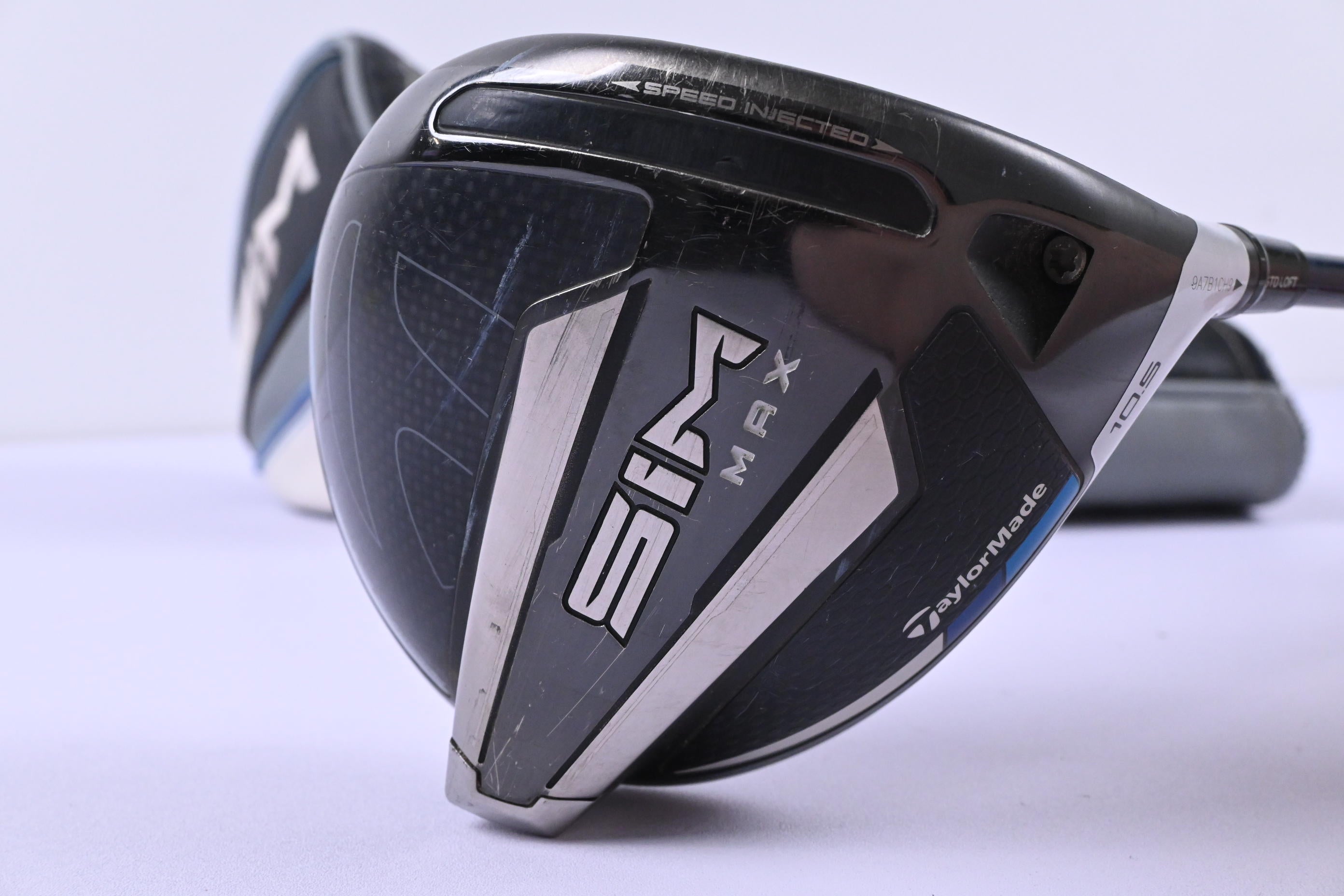 Taylormade SIM Max Driver / 10.5 Degree / Regular Flex Ventus Blue 6 Shaft