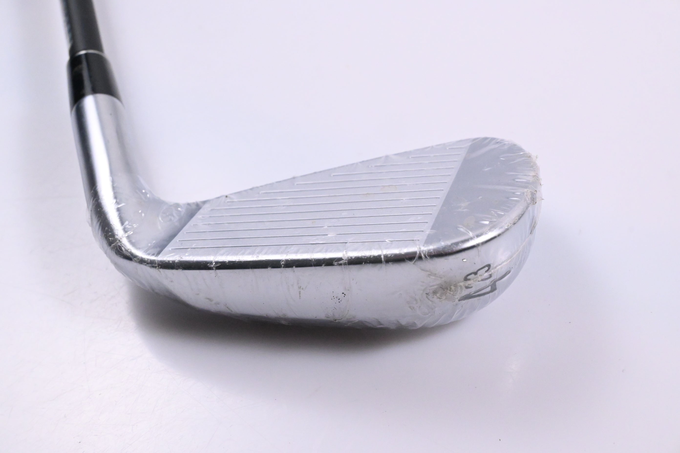 Left Hand Srixon ZXiU Utility #4 Iron / 23 Degree / Regular Flex MMT 80 Shaft