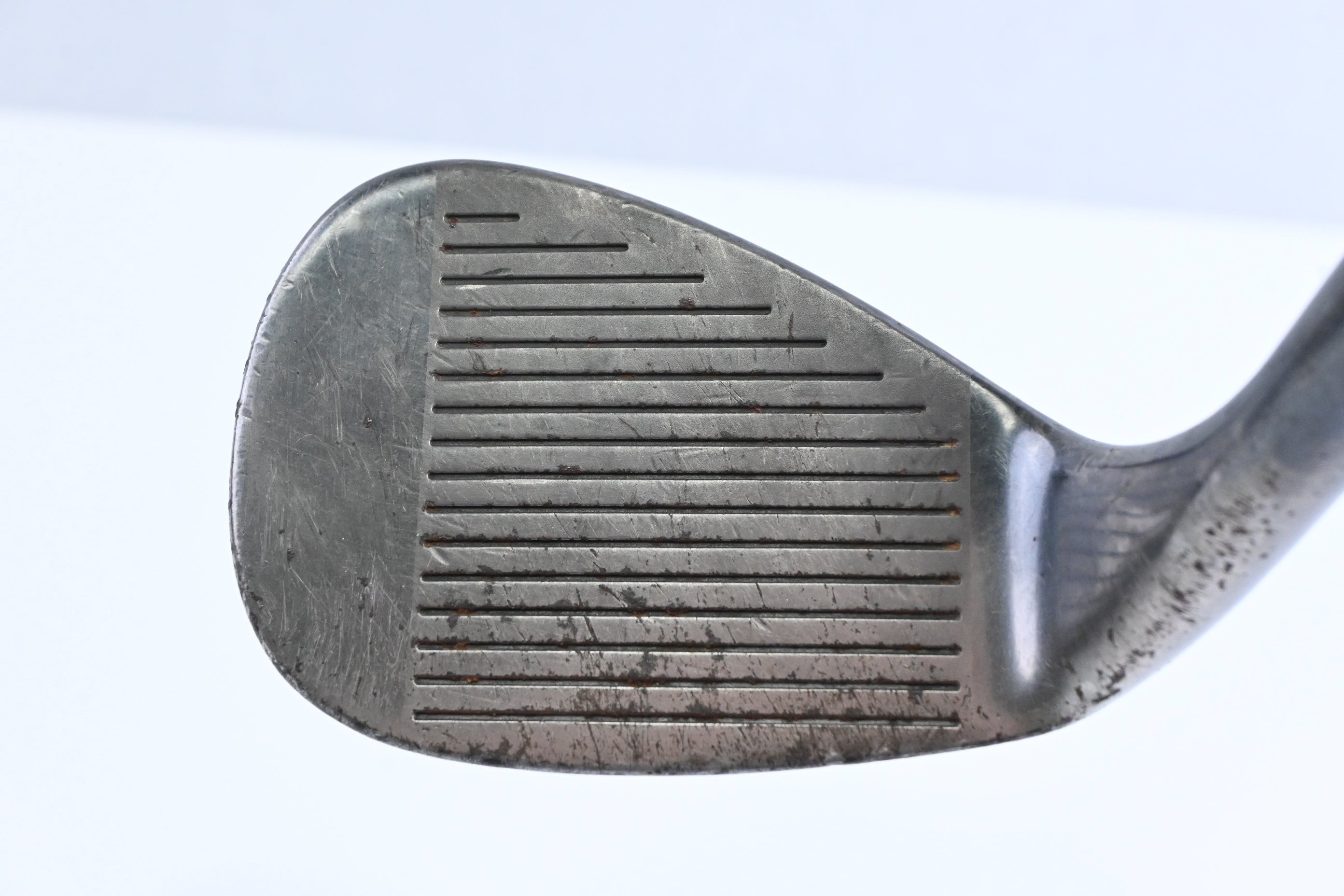 Cleveland Reg 588 RTG Sand Wedge / 56 Degree / Wedge Flex Dynamic Gold Shaft