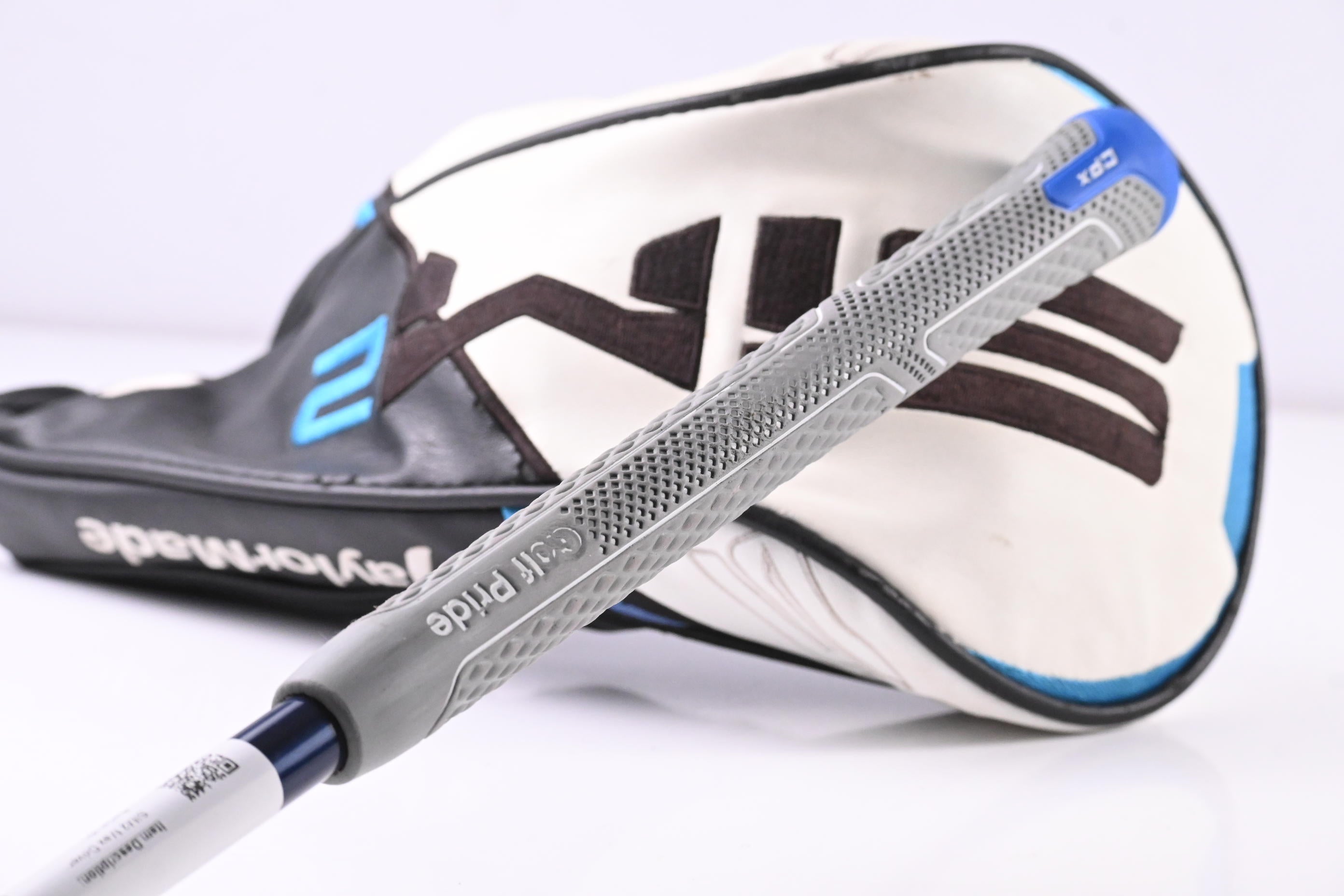 Taylormade SIM2 Max Driver / 9 Degree / Stiff Flex Ventus Blue 5 Shaft