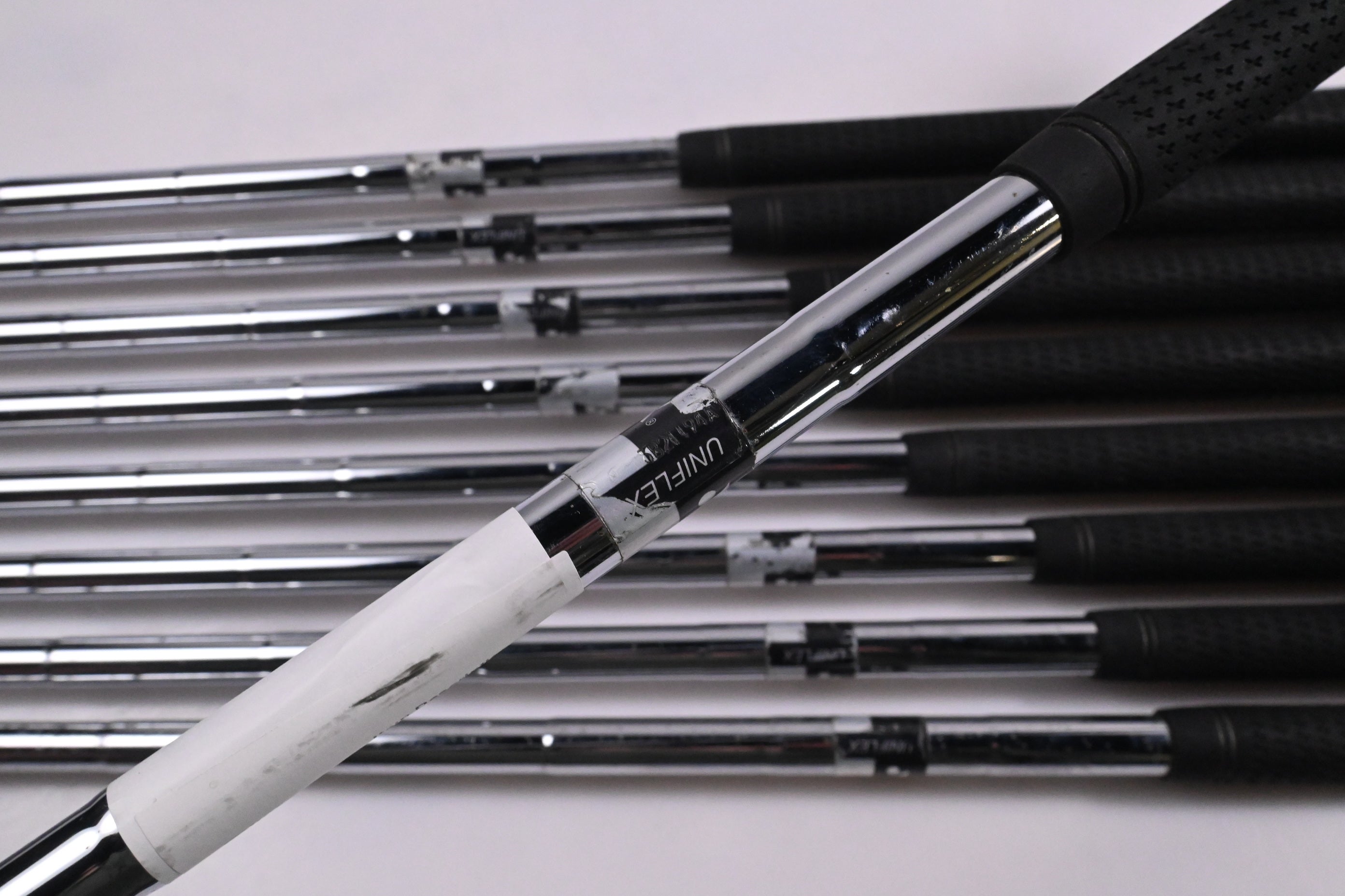 Yonex V-Mass 260 Irons / 3-PW+SW / Uniflex Yonex V-Mass Steel Shafts