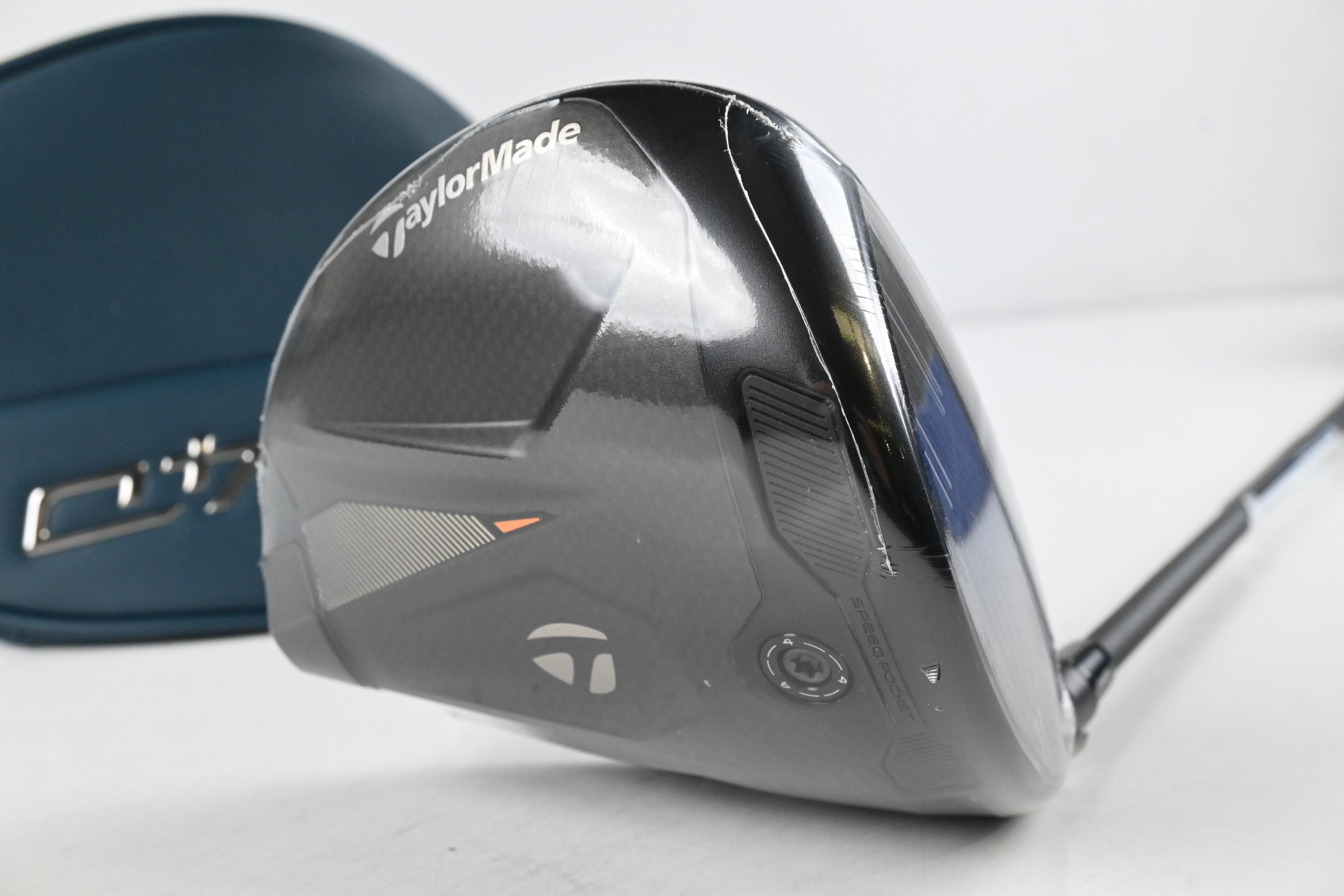Taylormade Qi4D Max Driver / 12 Degree / Regular Flex Reax Blue 50 Shaft