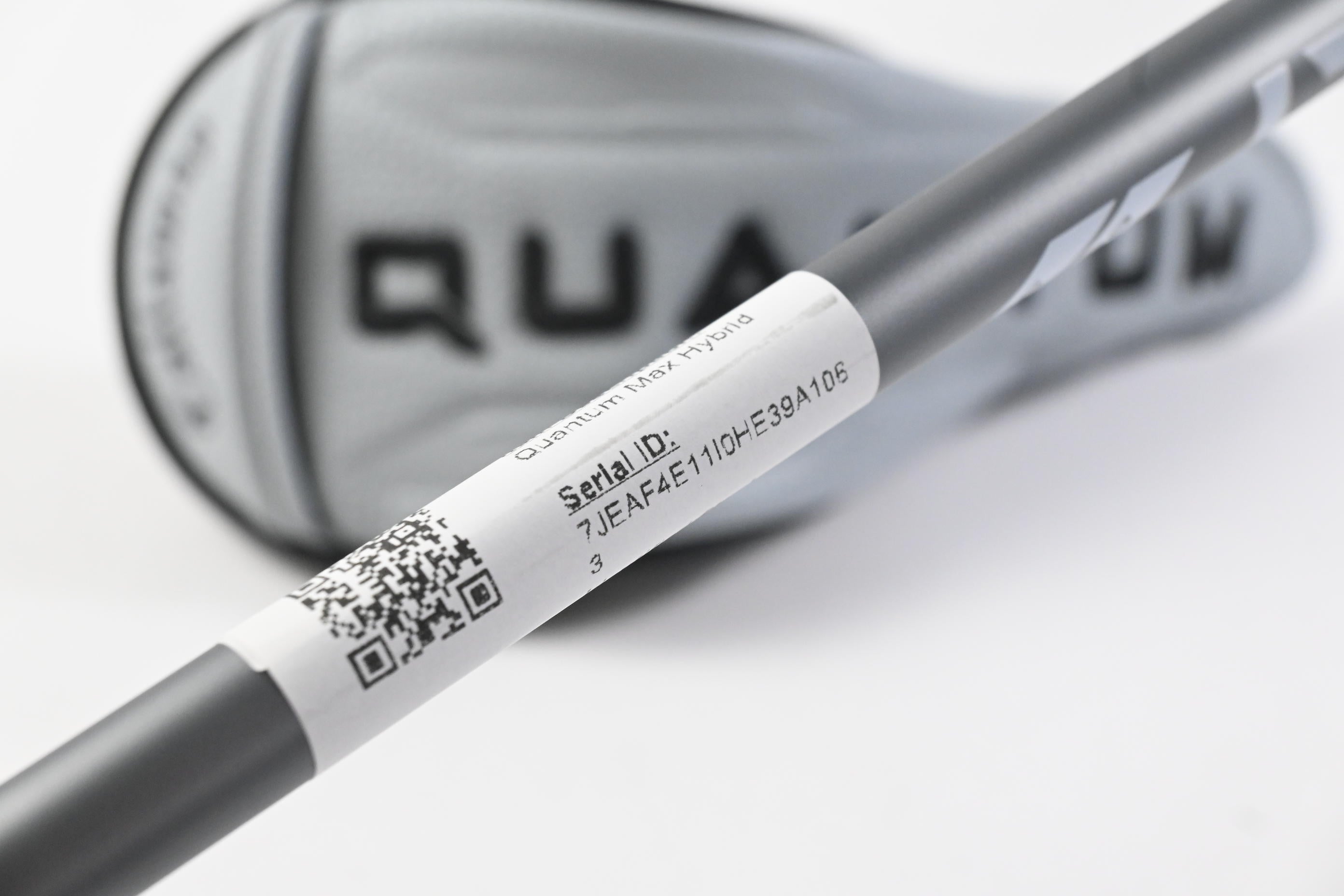 Callaway Quantum Max #5 Hybrid / 24 Degree / Regular Flex Denali Frost Silver 60