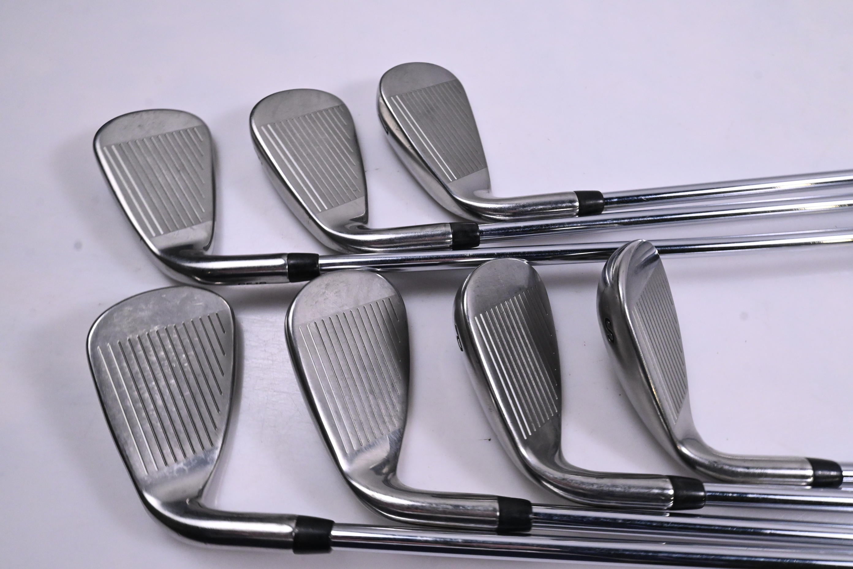 Callaway Rogue Irons / 5-PW+SW / Regular Flex XP 95 R300 Shafts