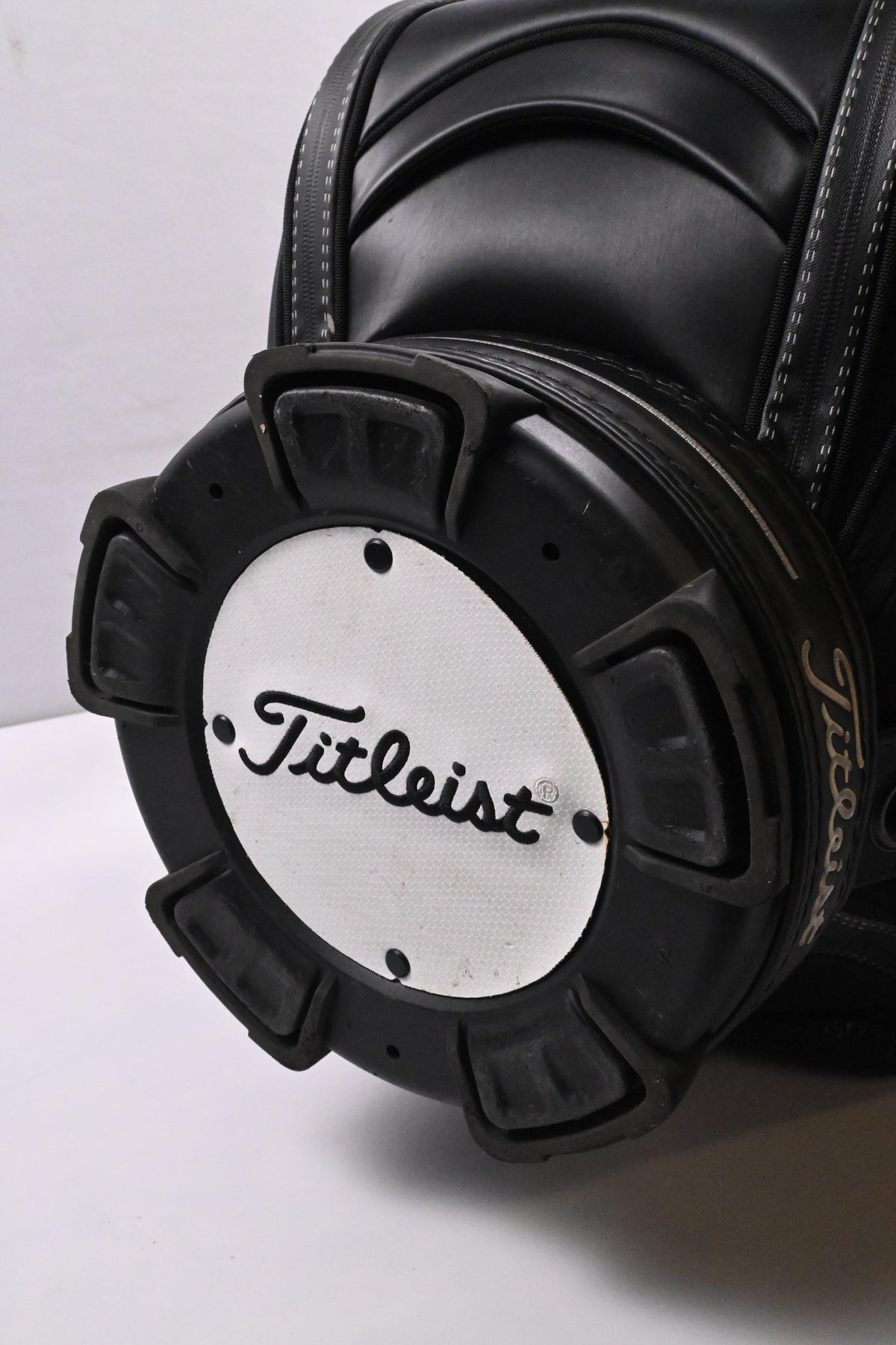 Titleist Tour Bag / 5-Way Divider / Black, White