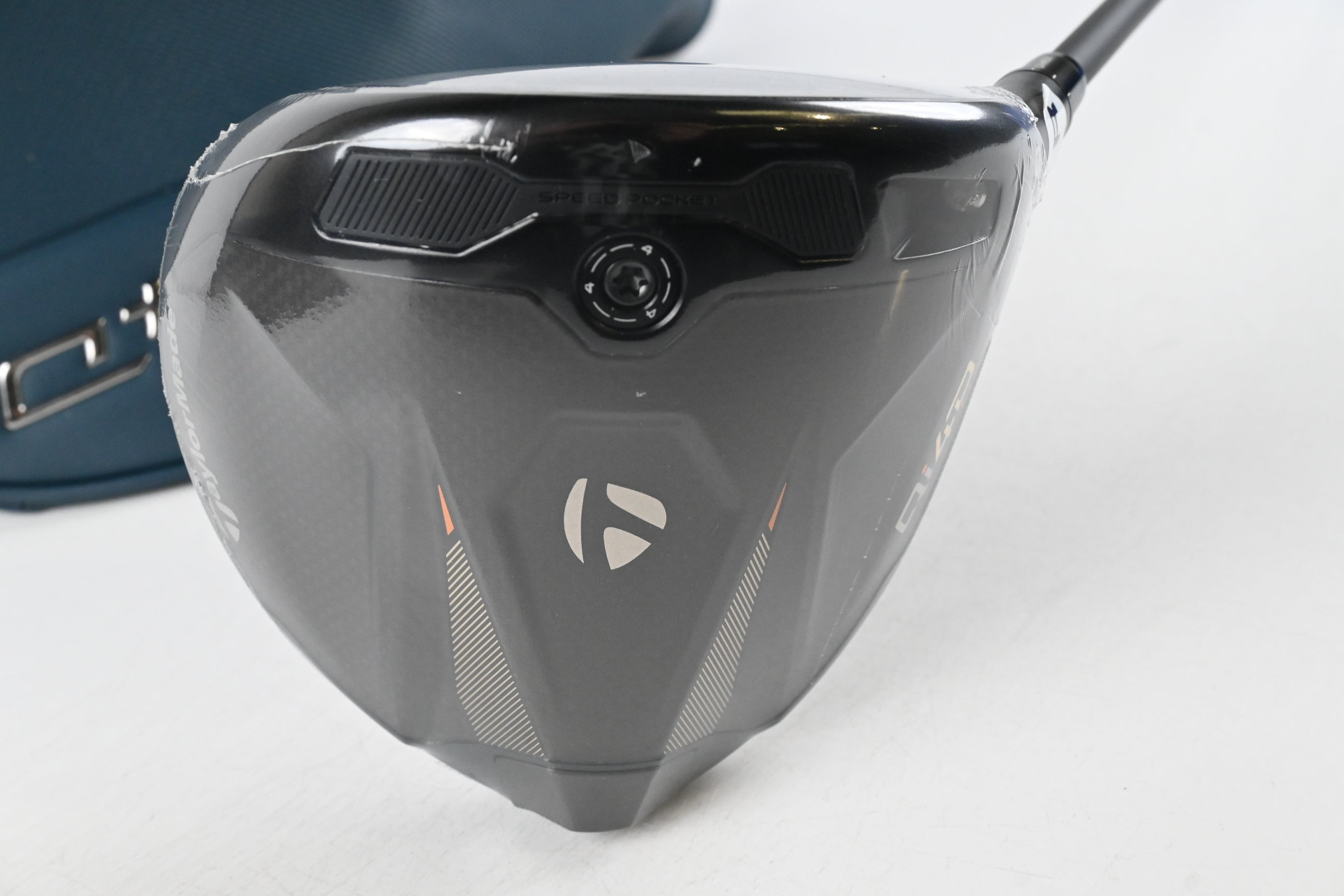 Taylormade Qi4D Max Driver / 12 Degree / Regular Flex Reax Blue 50 Shaft